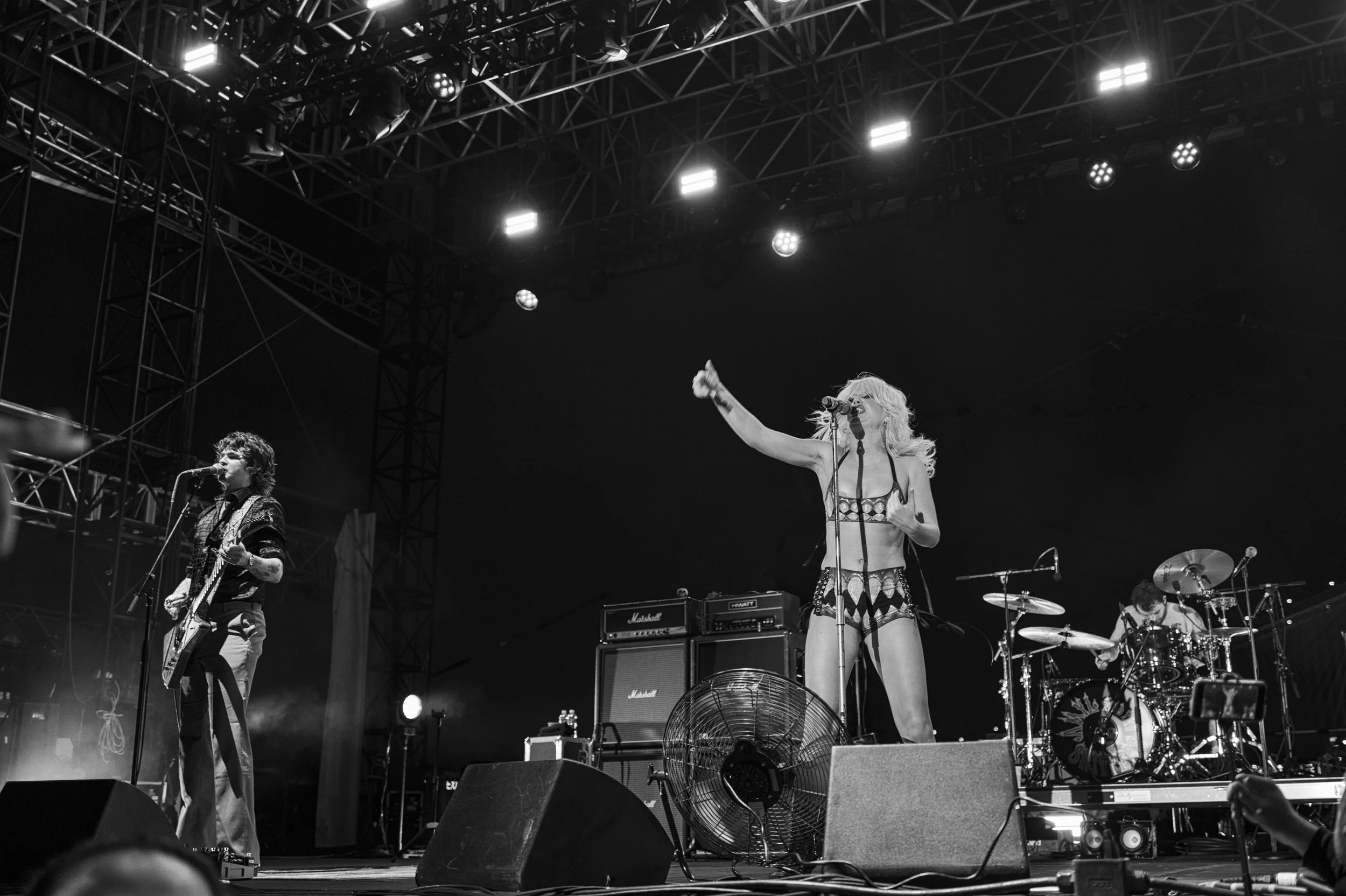 Amyl&Sniffers WEB--42.JPG