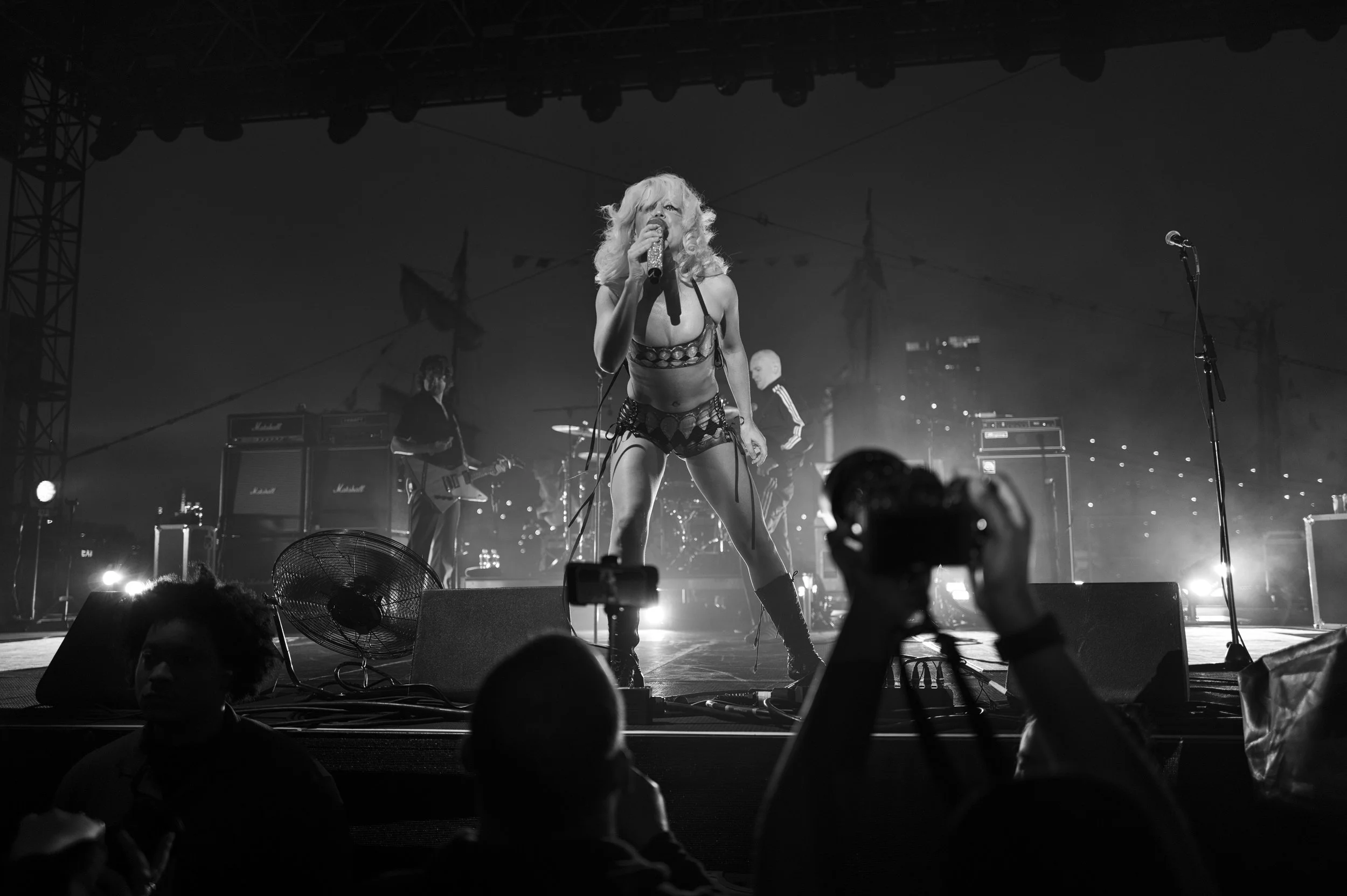 Amyl&Sniffers WEB--24.JPG