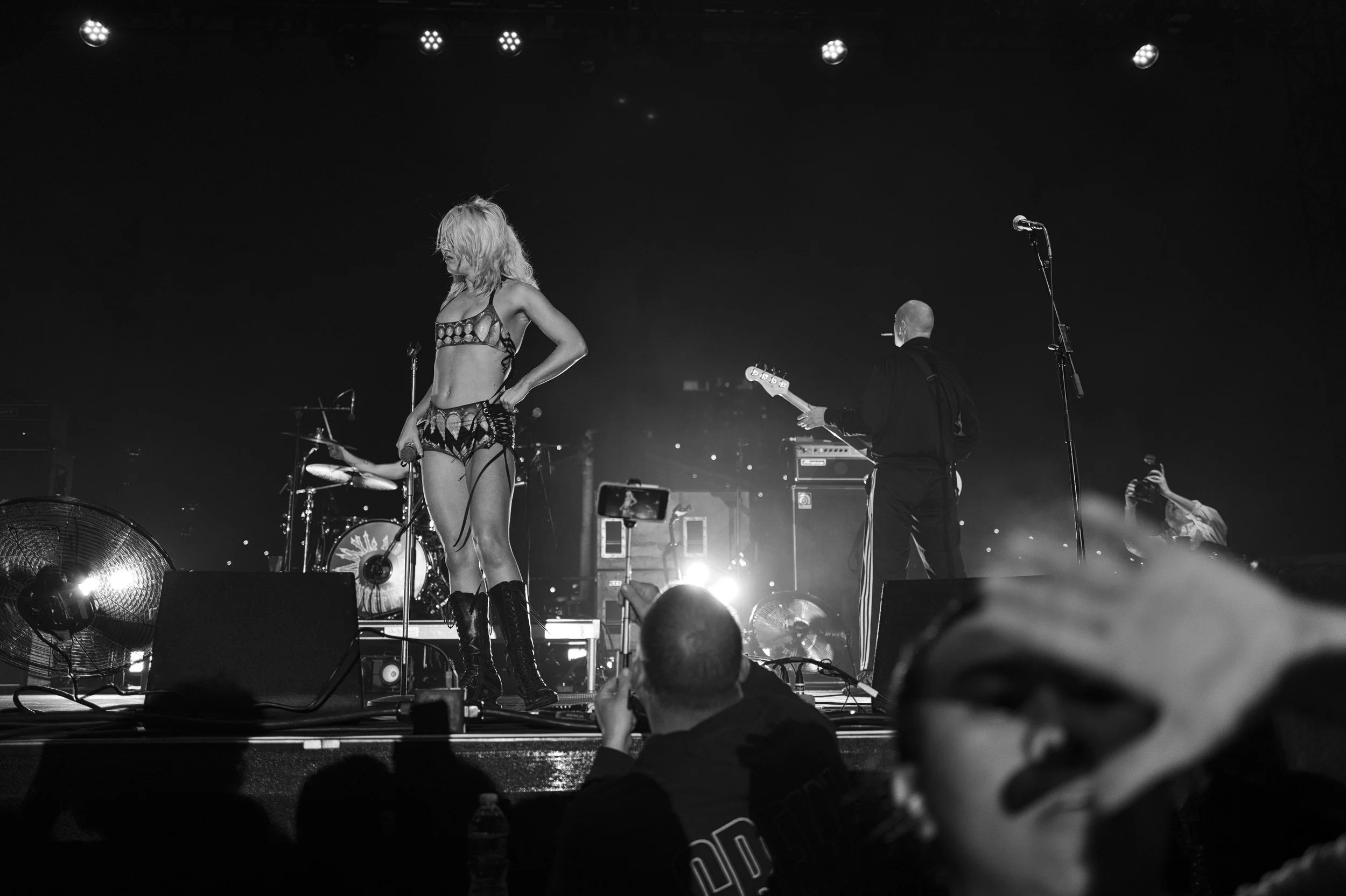 Amyl&Sniffers WEB--88.JPG