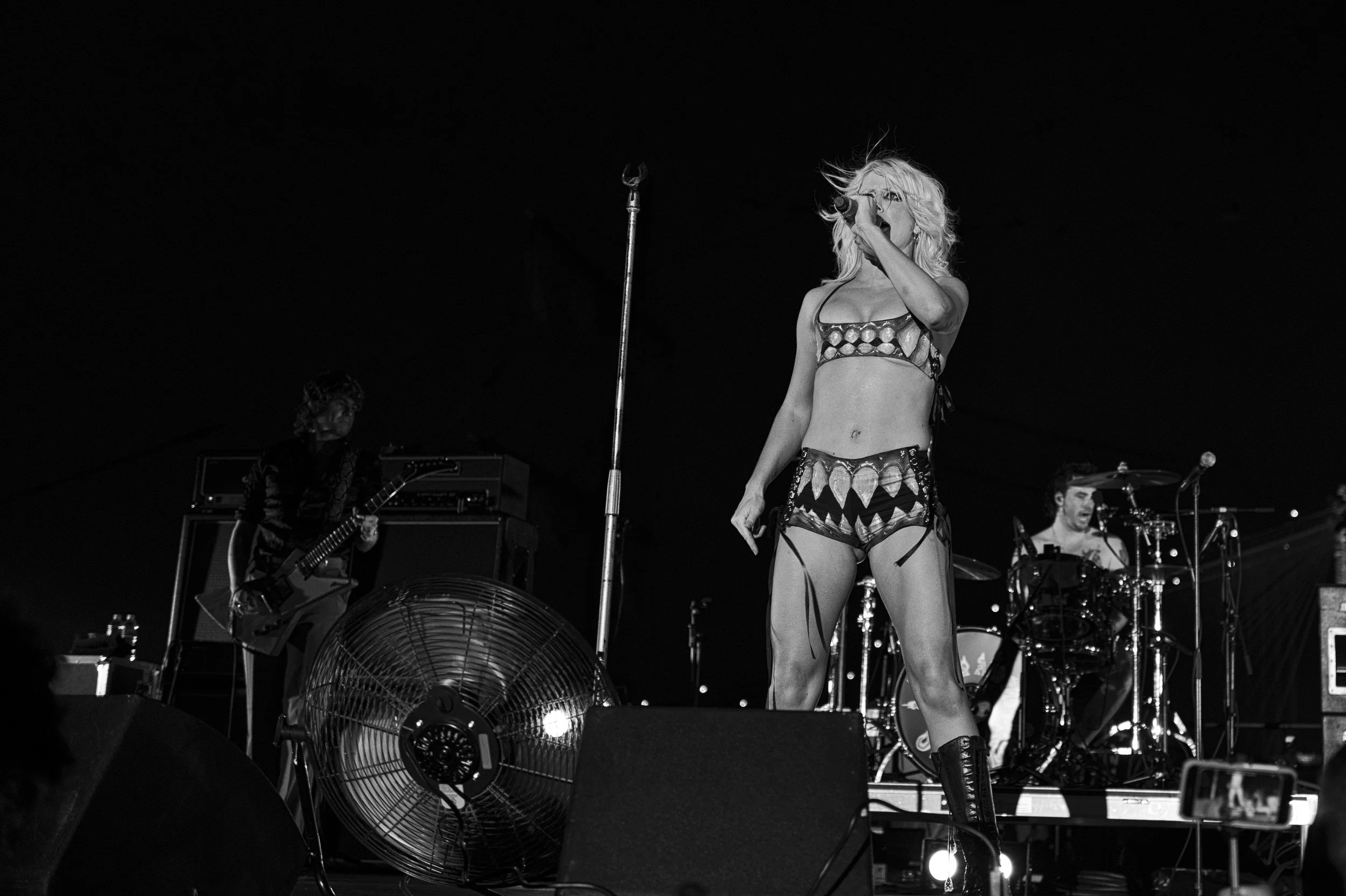 Amyl&Sniffers WEB--49.JPG