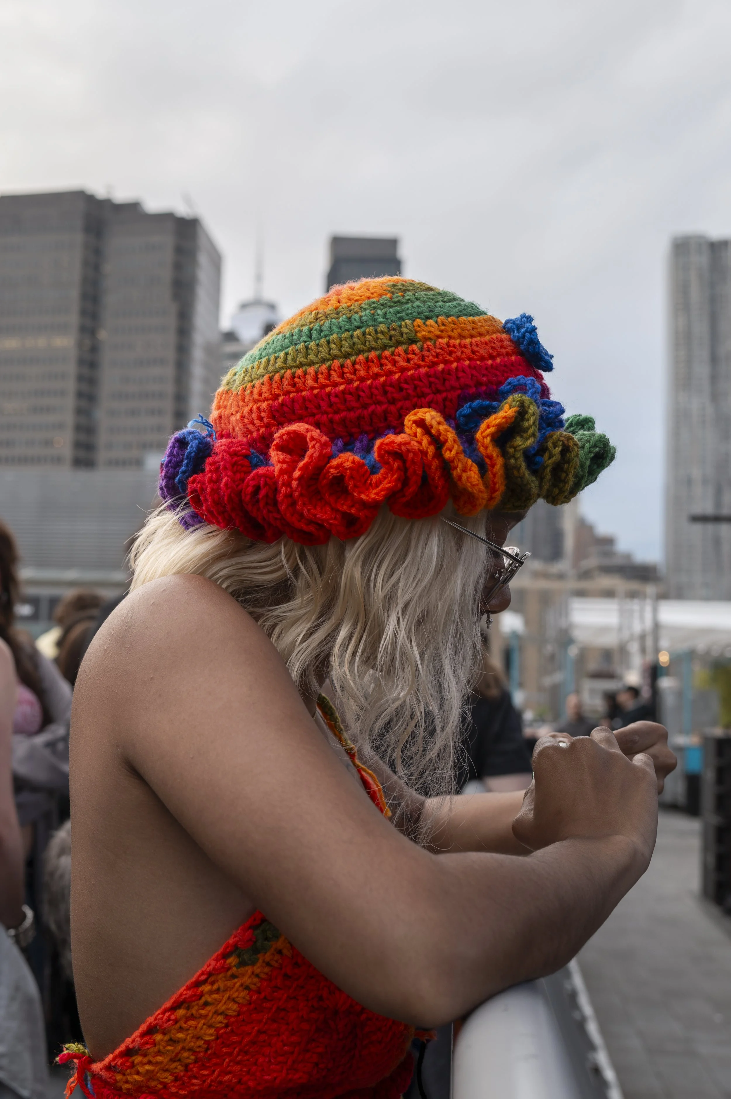 Amyl&Sniffers WEB--2.JPG