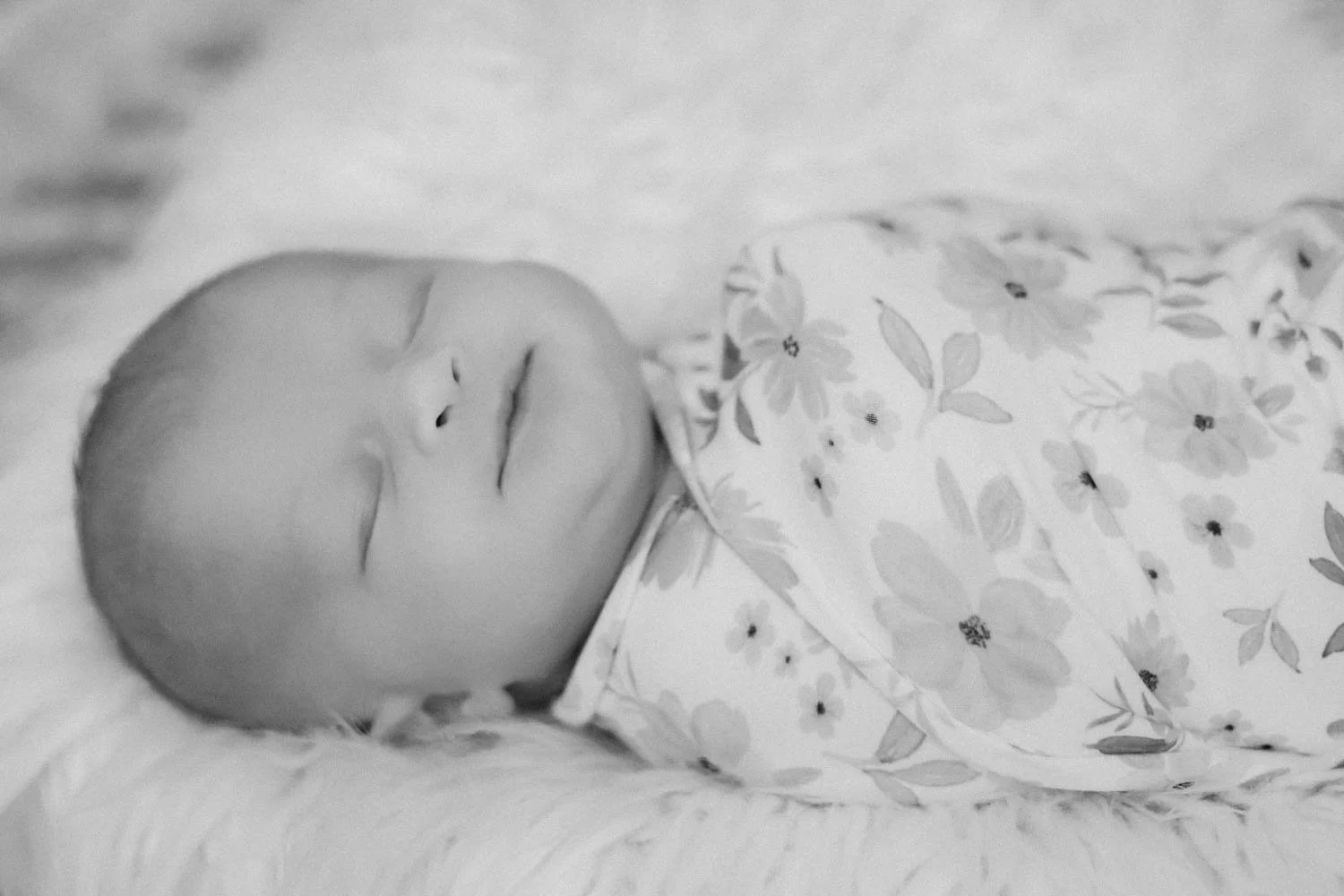 WisconsinNewbornPhotographerC.Mae-16.jpg