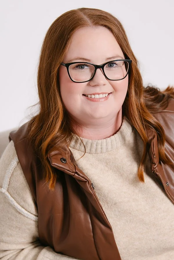 Kelsey, Wedding Day Assistant of C.Mae Photography in Lake Geneva, Wisconsin.