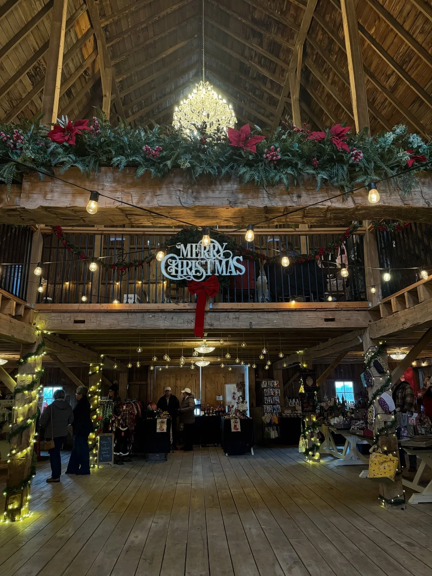 Start your Holiday Season at Bliss Barn! November 8, 2025, 11am-4pm
🛍️ 40 local vendors 
🌮 Tacos Don Burro
🎅 Photos with Santa 
🦌 Live Reindeer 
☃️ kids activities 
$5 admission, 16 and under free
A fun and festive day for everyone 🎄