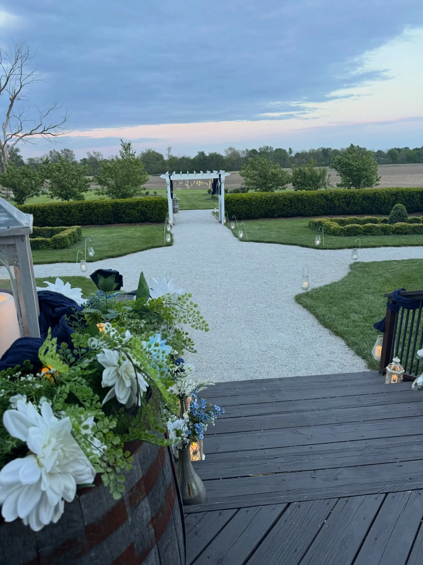They&rsquo;re ready for a starry night at Bliss Barn. Happy prom night Madison-Grant! 🌟✨