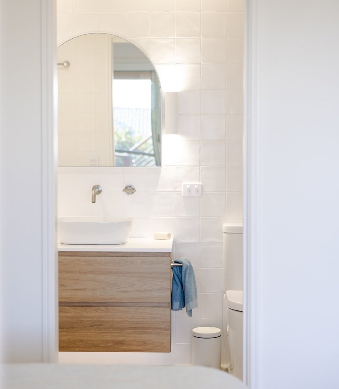 LUNE Ensuite. 

Created for everyday ease with timeless design. 

Interior Design: @moriandcurllstudio 
Photographer: @thestandingfree 
Builder: Burke Building