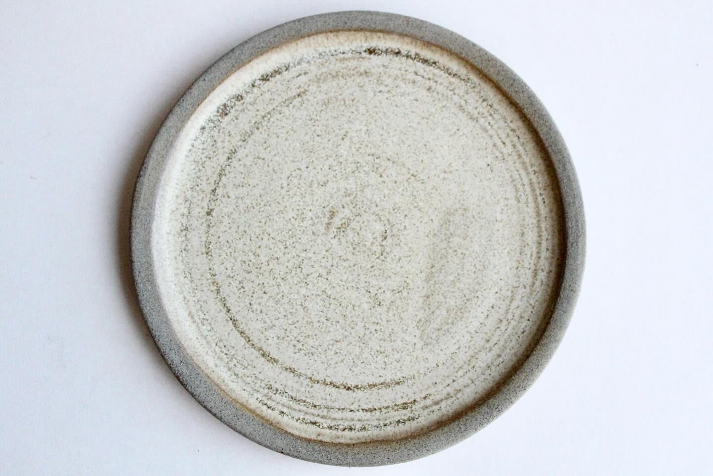 plate white.jpg