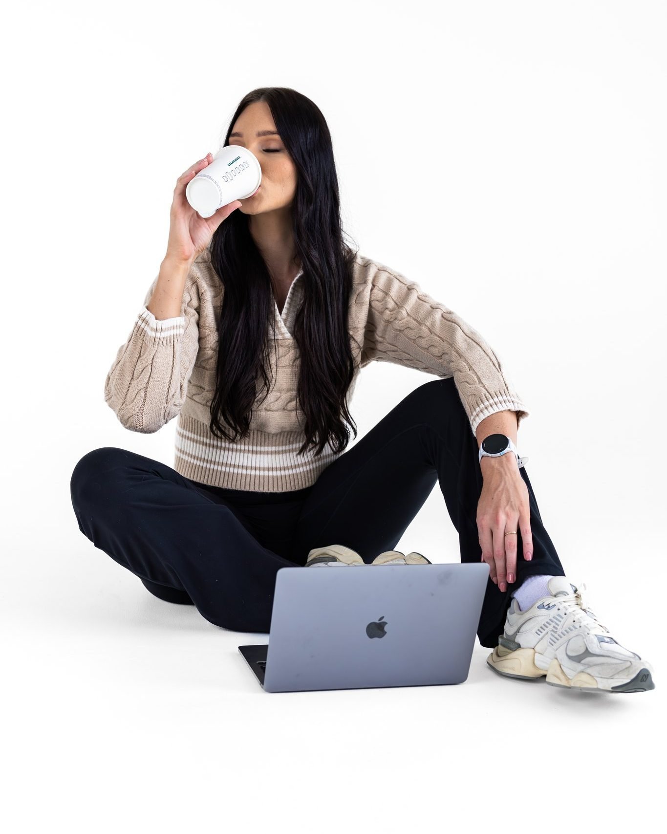 Round two with Ell and her seasonal coaching program content 🔥

Earlier this year we shot her summer intake visuals, and this time we planned out a full August round so she has a fresh set of imagery to promote the next intake of her coaching progra