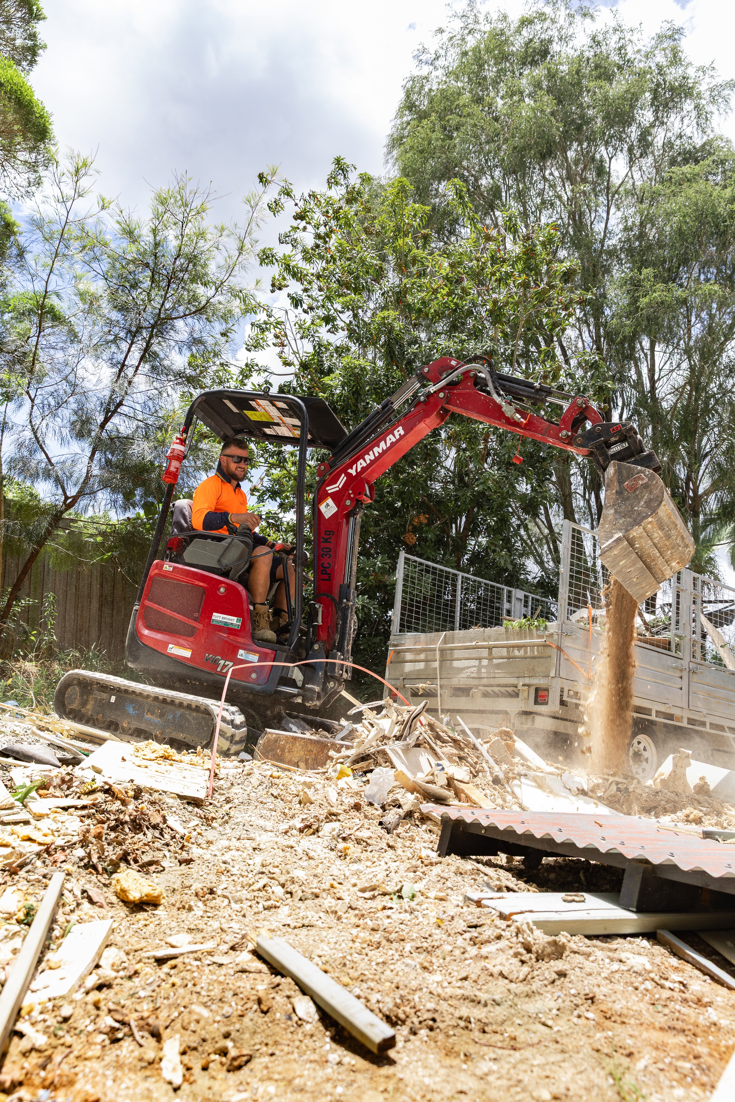 Cowelly Construction x IMAGERY by Nae-13.jpg