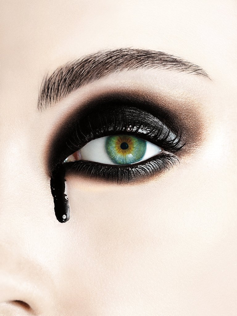 BBA_CryingShoe_01-EYE.jpg