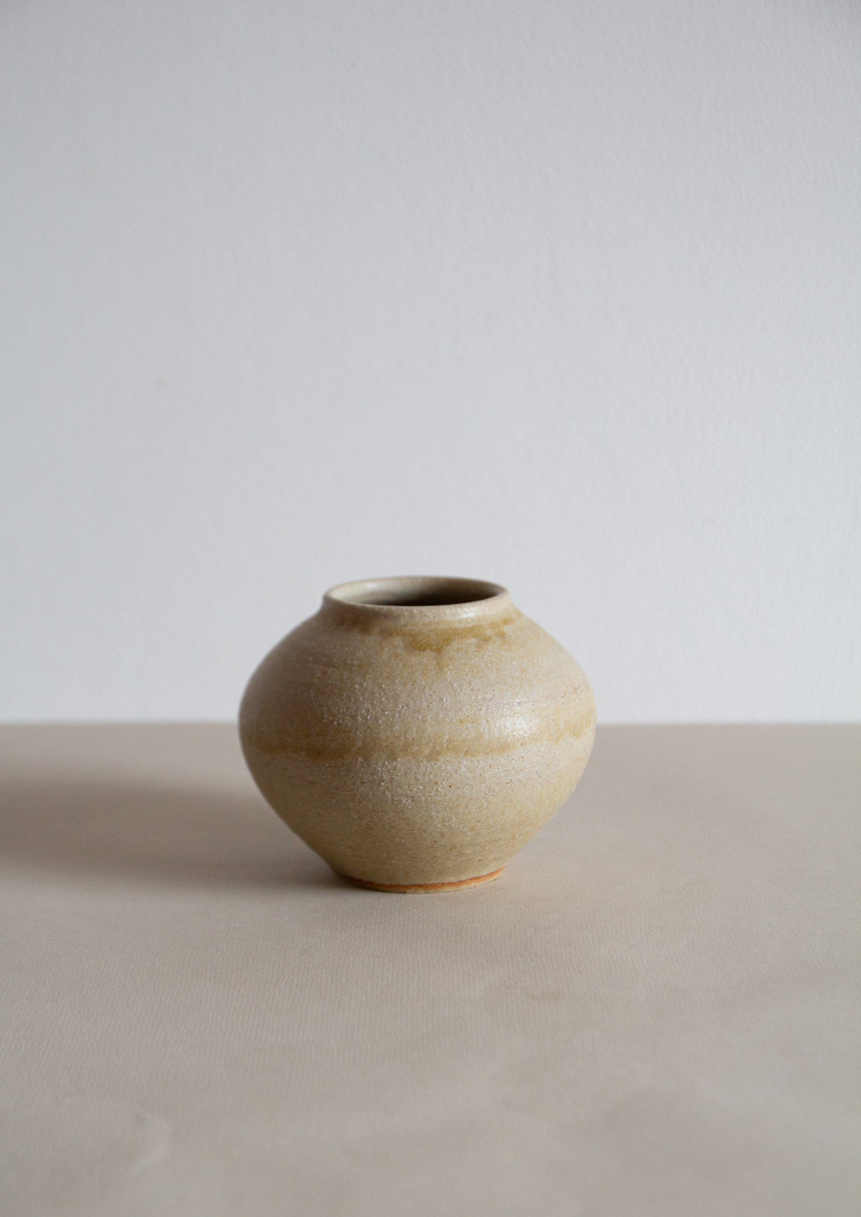 Wide Vase in Pale Ash