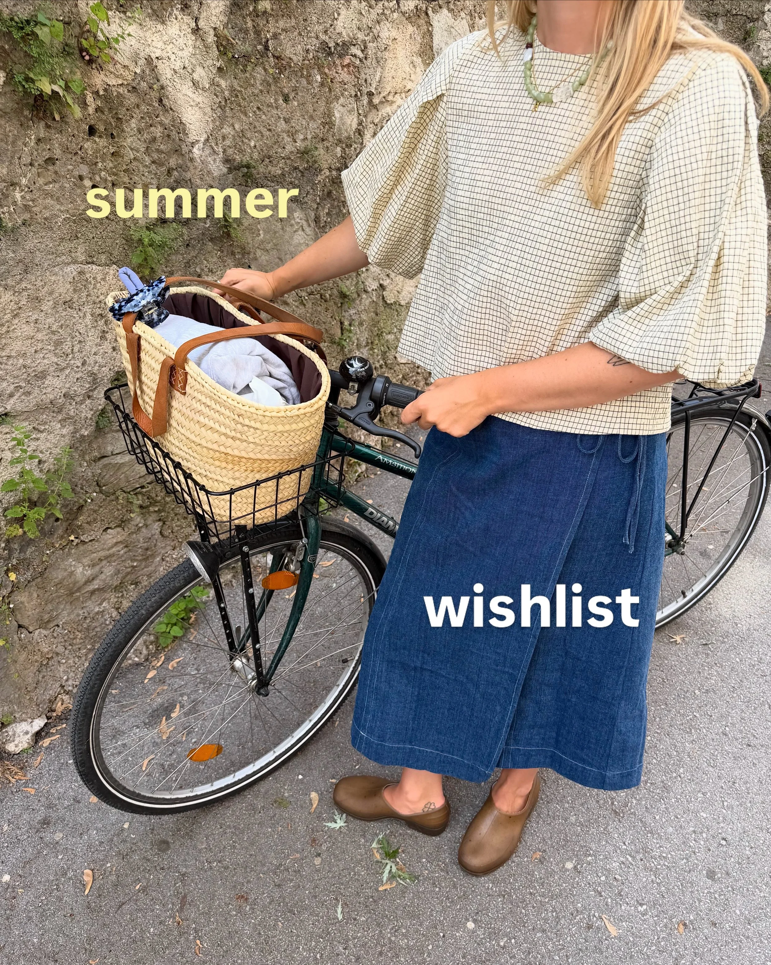 Summer, I&rsquo;m so ready for you! 💛
What&rsquo;s on your wishlist?