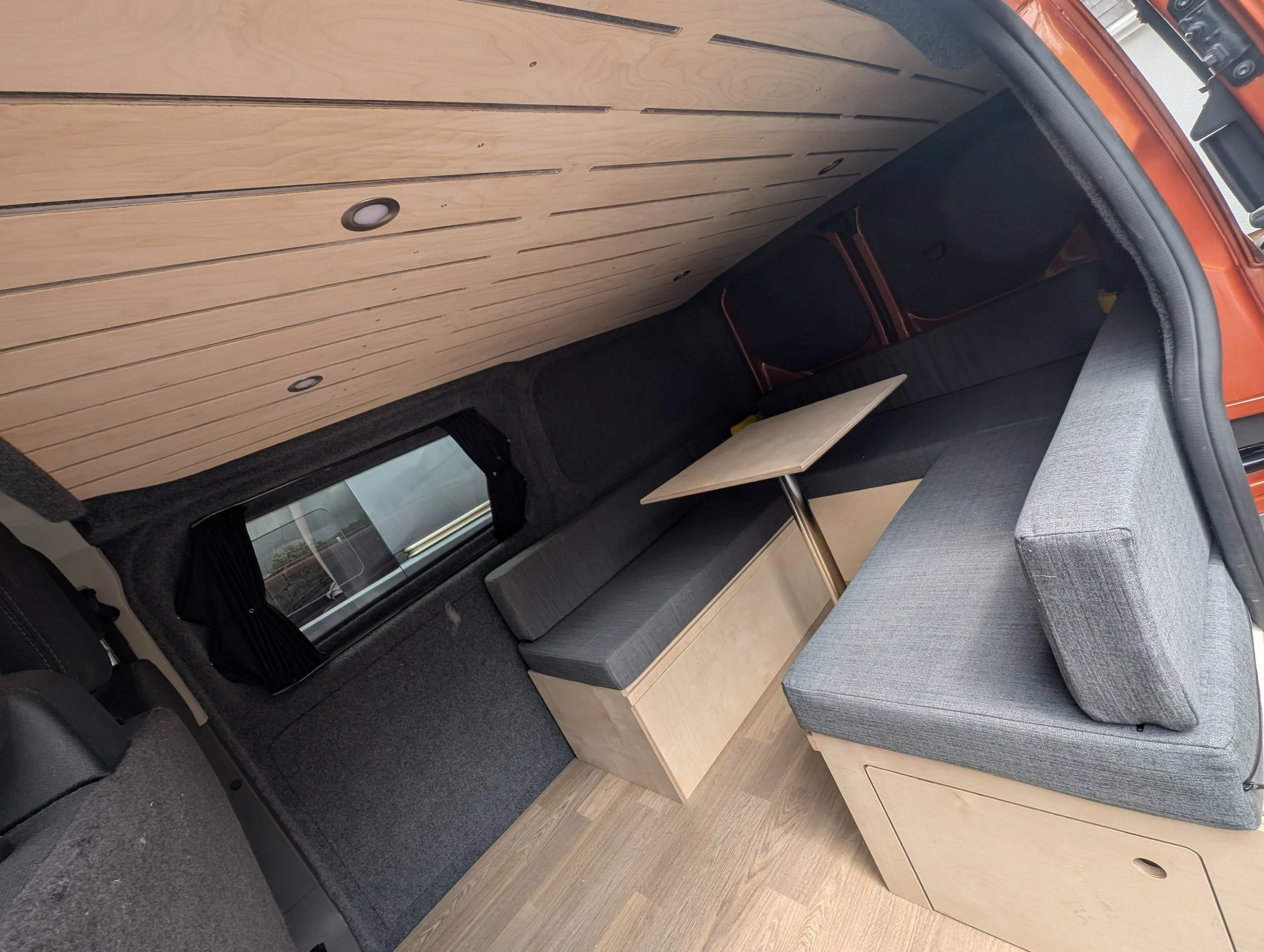Ford Transit Custom SWB U Shape