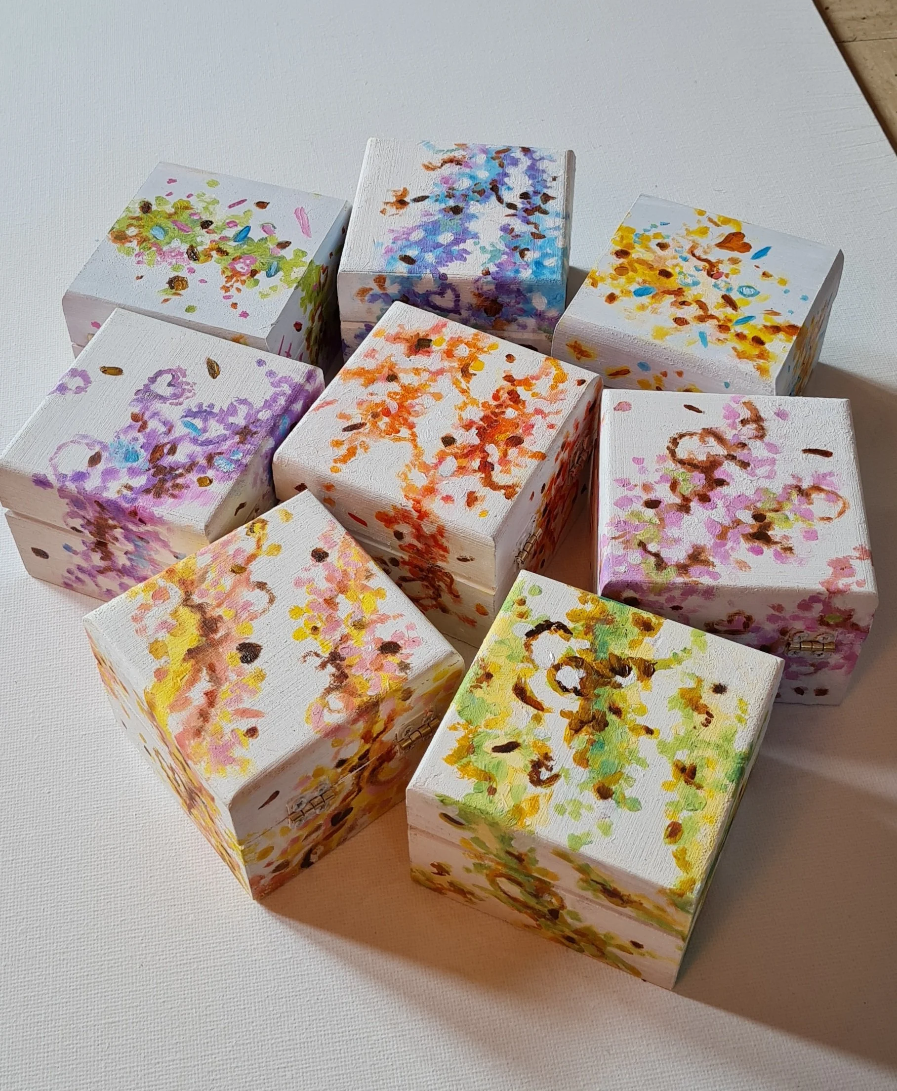 Cosmos Box / Shop
