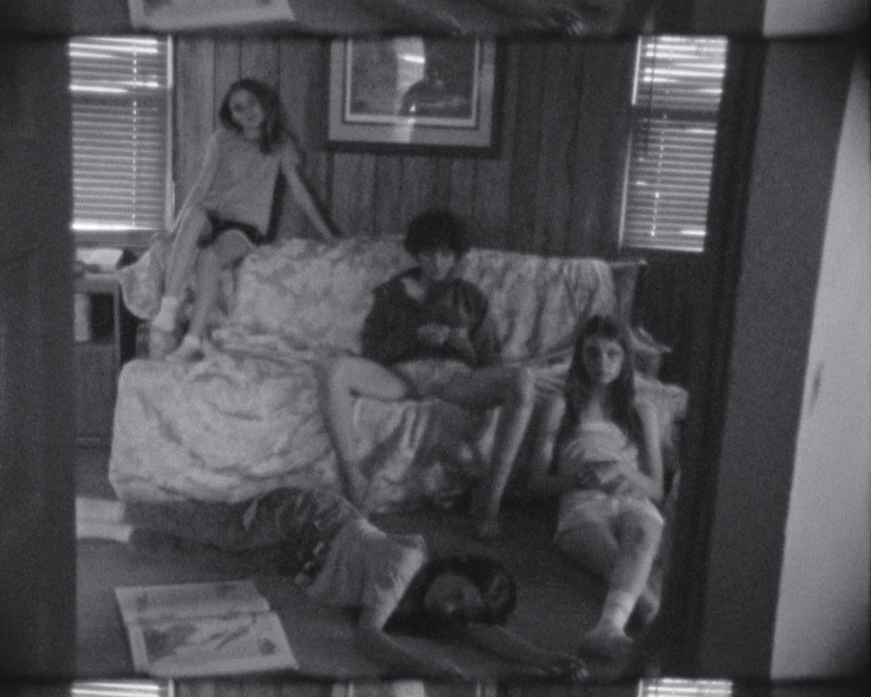 nadia_lee_cohen_scarlett_carlos_clarke_04.jpg