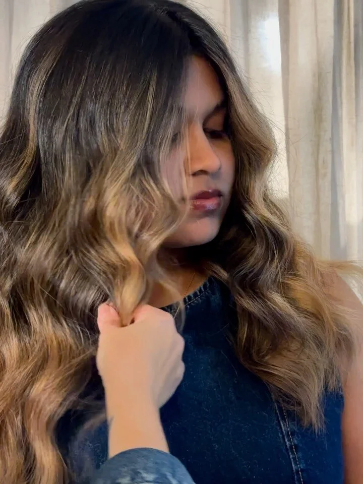 We&rsquo;ll just leave this one here cos 🤩🤩🤩

This beautiful balayage by @hairbysiennastewart &amp; cut+style by @nadia.k_hair 

#asianhaircolor #asianhairbalayage