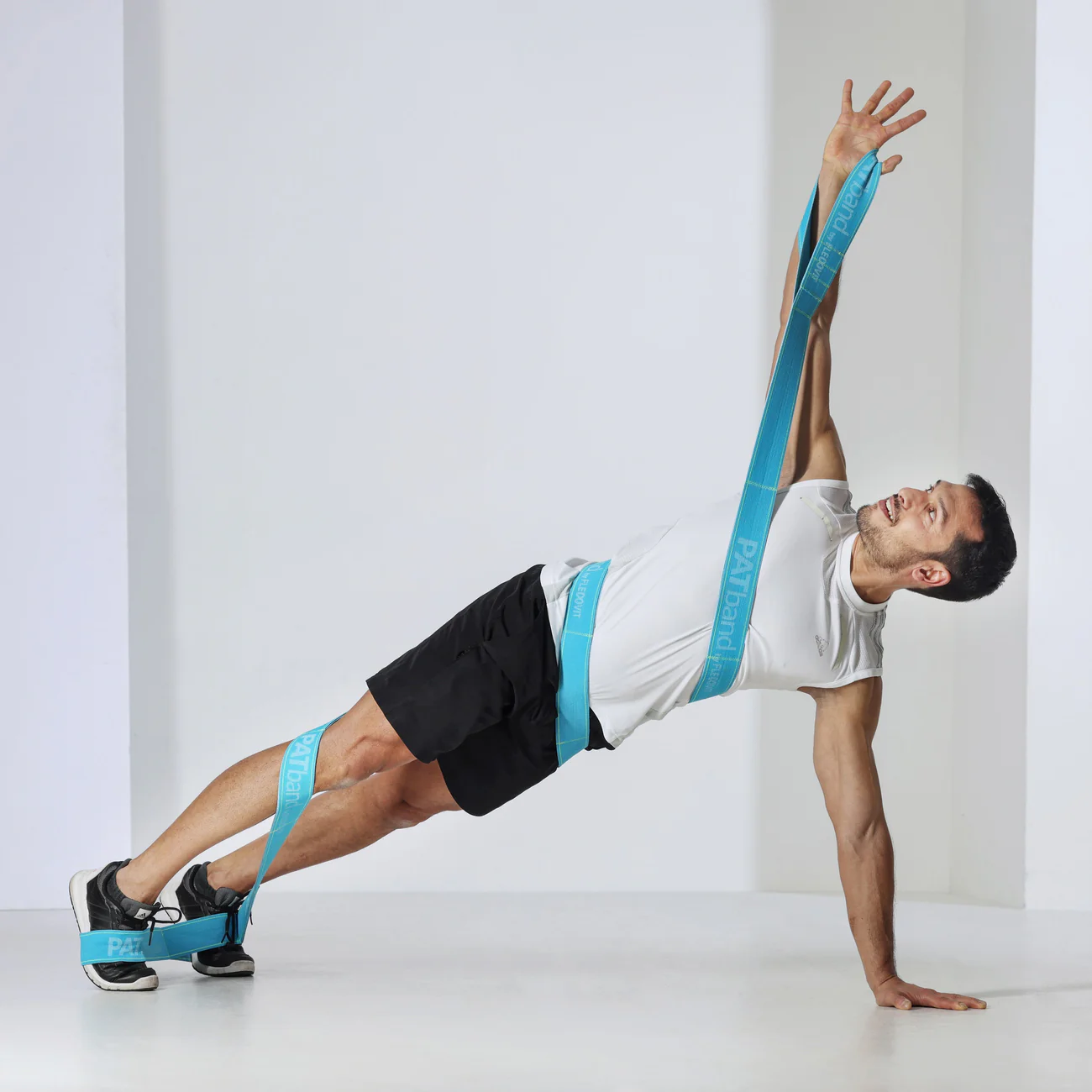 02_PATband_Azur_Training_Rotation_2_1x1_37d6cbd0-bca0-4a25-97bb-d57939e5c4e4_1300x.png