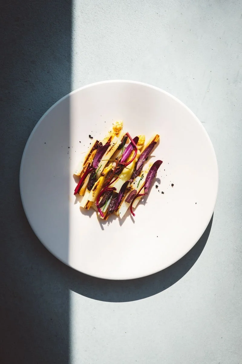 Food photography at restaurant Renilde by Sophia van den Hoek, Studio Unfolded 