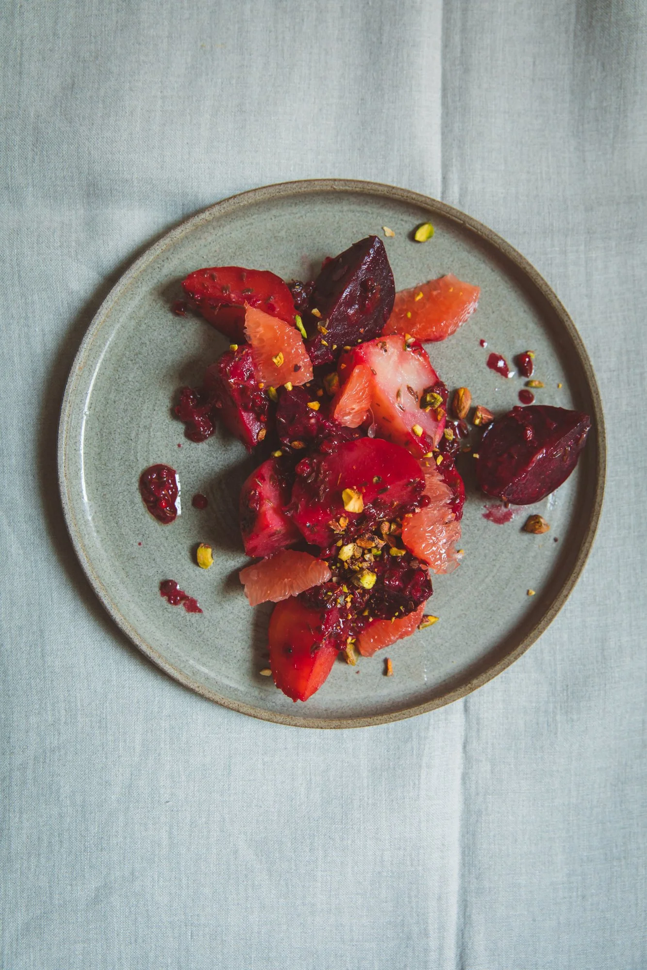 Gepofte biet met rozen, grapefruit, pistache 1%0Aweb.jpg