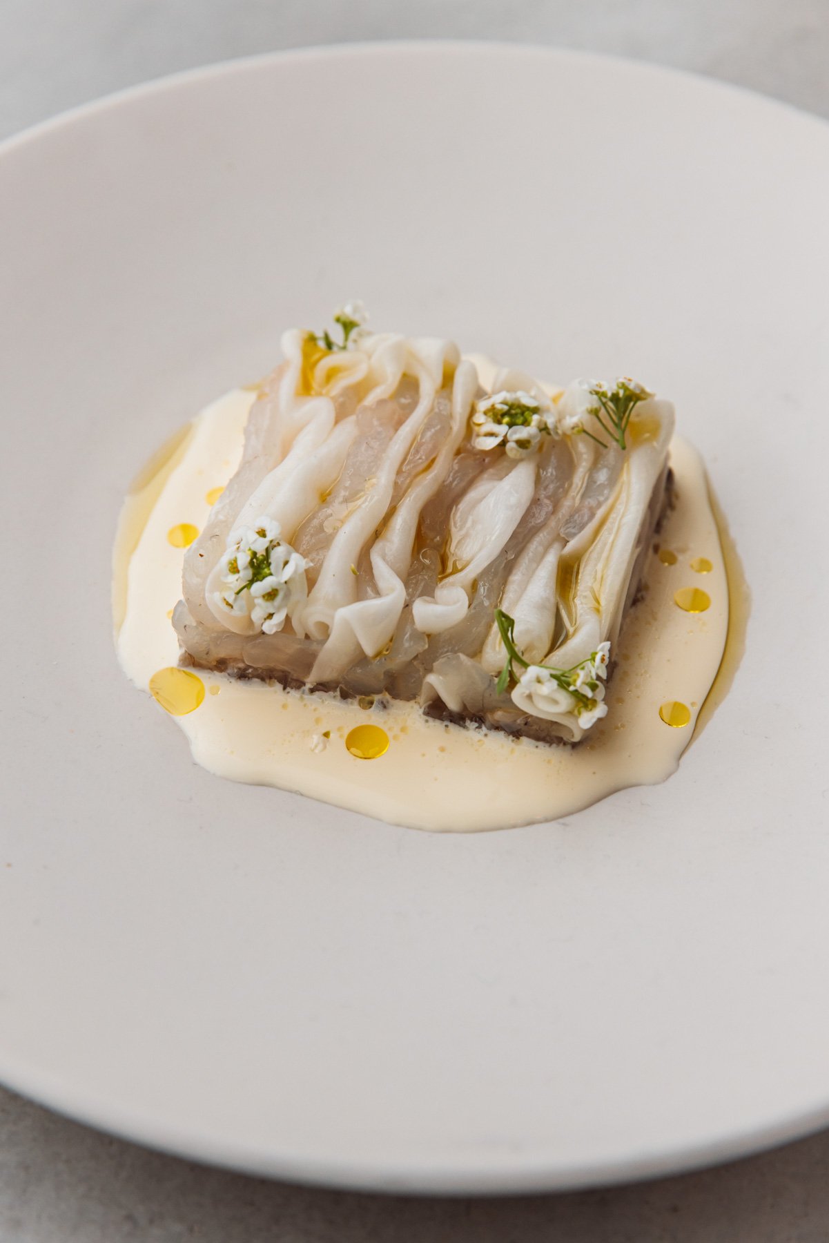 Food photography at restaurant Renilde by Sophia van den Hoek, Studio Unfolded 