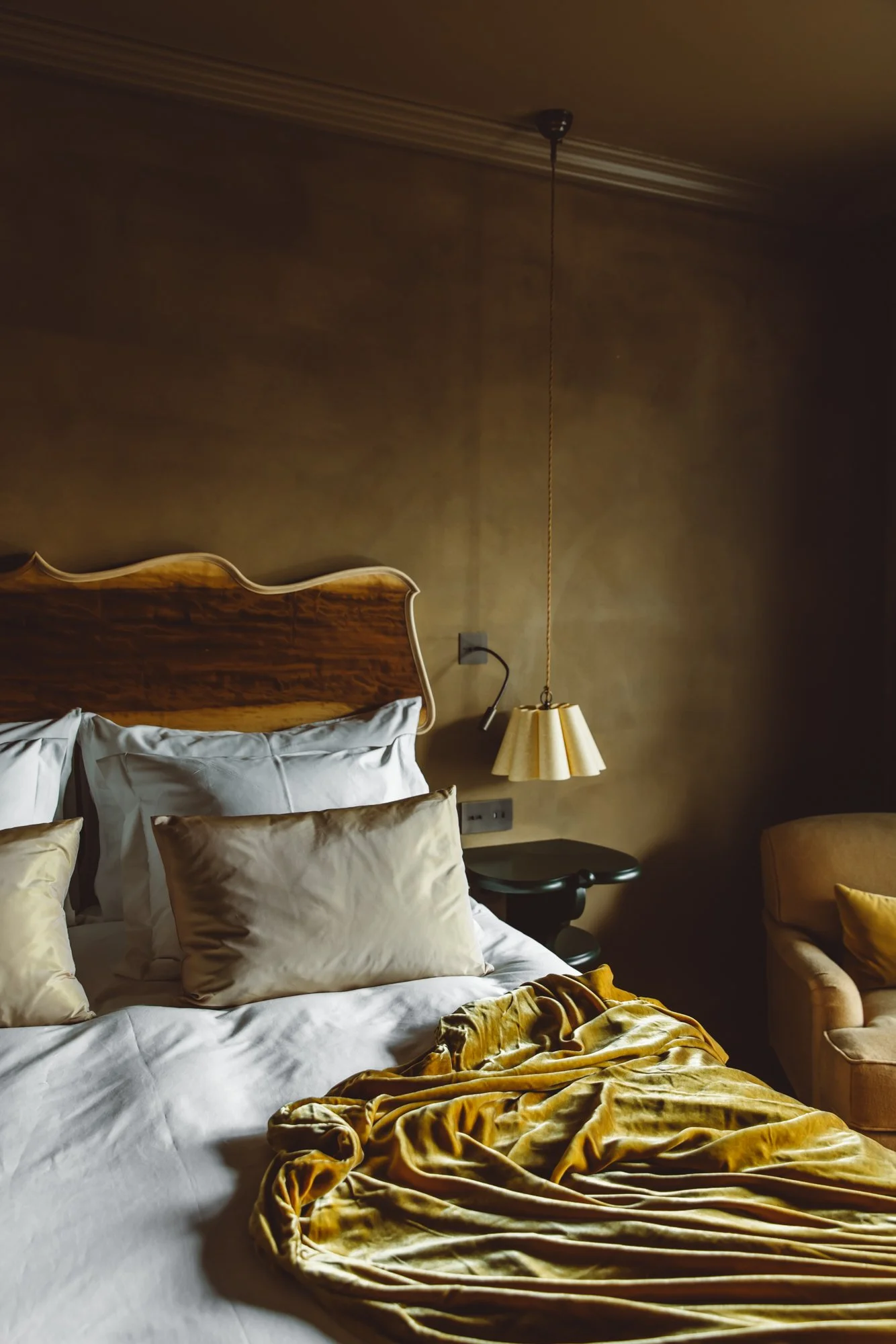 imagery of Boutique Hotel De Durgerdam near Amsterdam. Photography by Sophia van den Hoek | Studio Unfolded. Interiors, lifestyle & atmosph