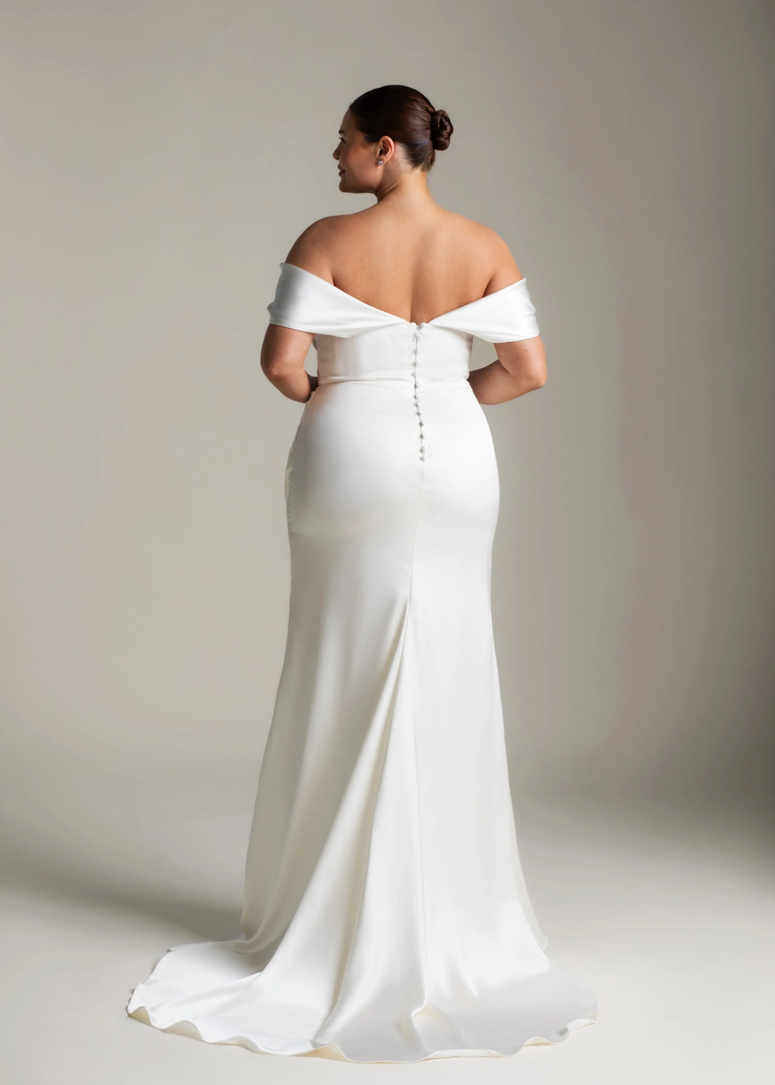 Athena-curve-3.jpg