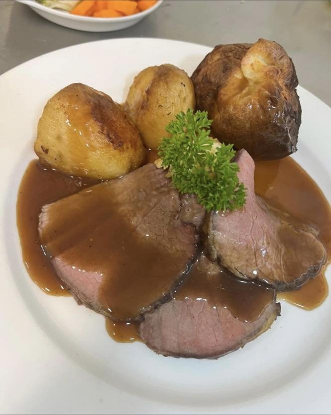 Tables still available for Sunday lunch tomorrow 12-3pm. Get in touch to book via Facebook or call us on 01492650291! 🐝