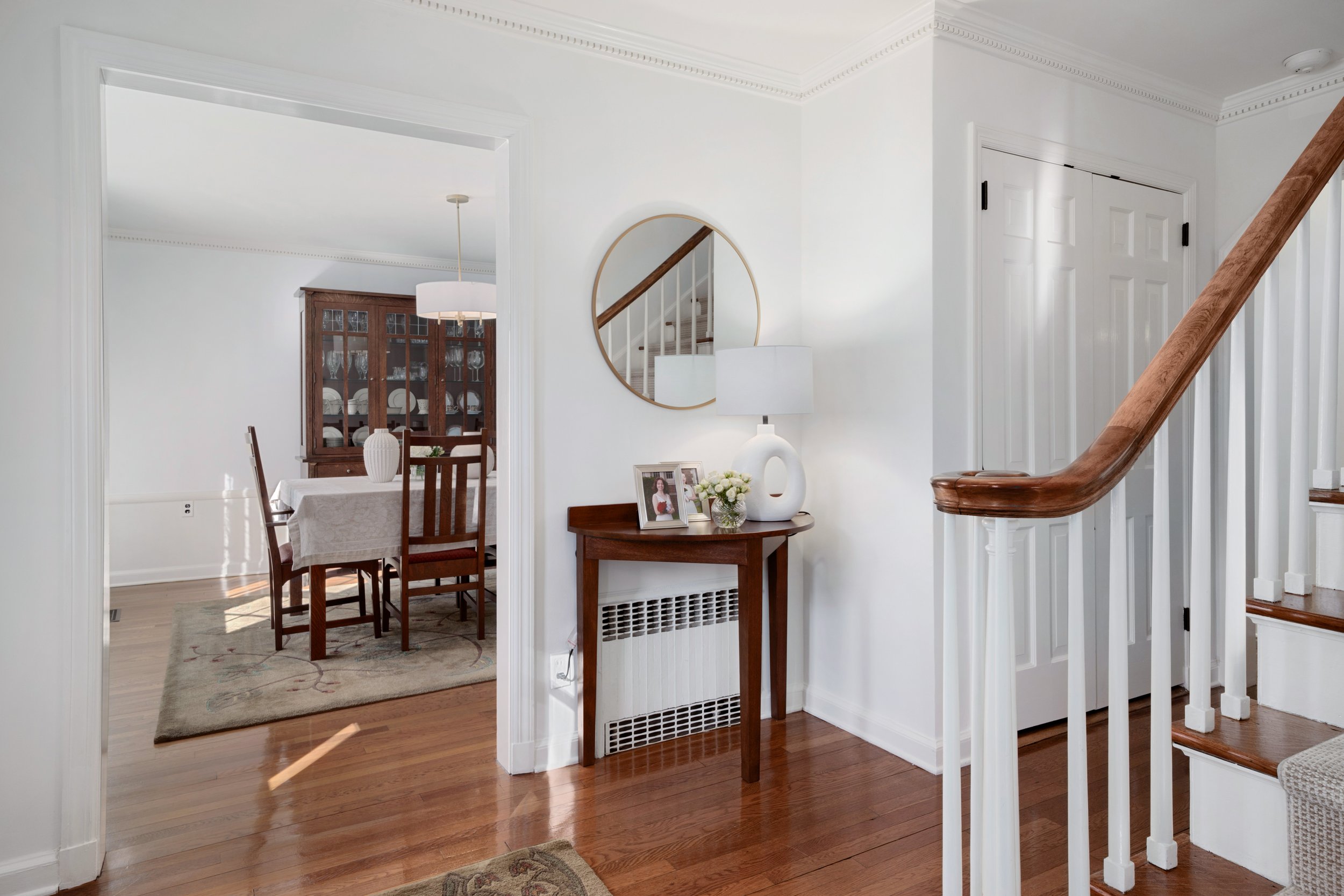 Foyer to DR shot.jpg