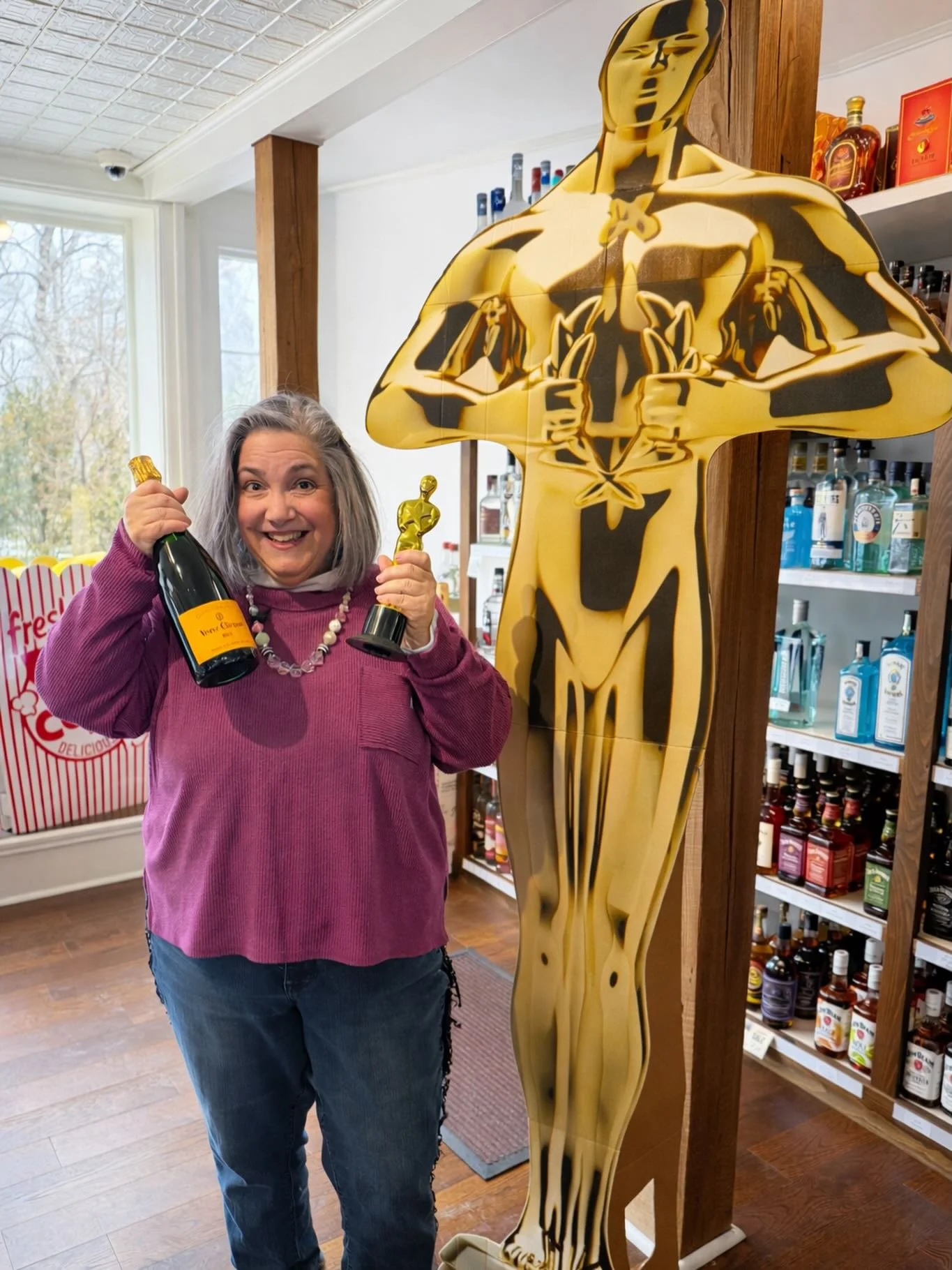 Congratulations to our winner, Marla Russo, who correctly predicted 21 out of 24 categories at last Sunday&rsquo;s Academy Awards!

Marla came out on top against 35 contestants, with six runners-up close behind, each scoring an impressive 20 out of 2