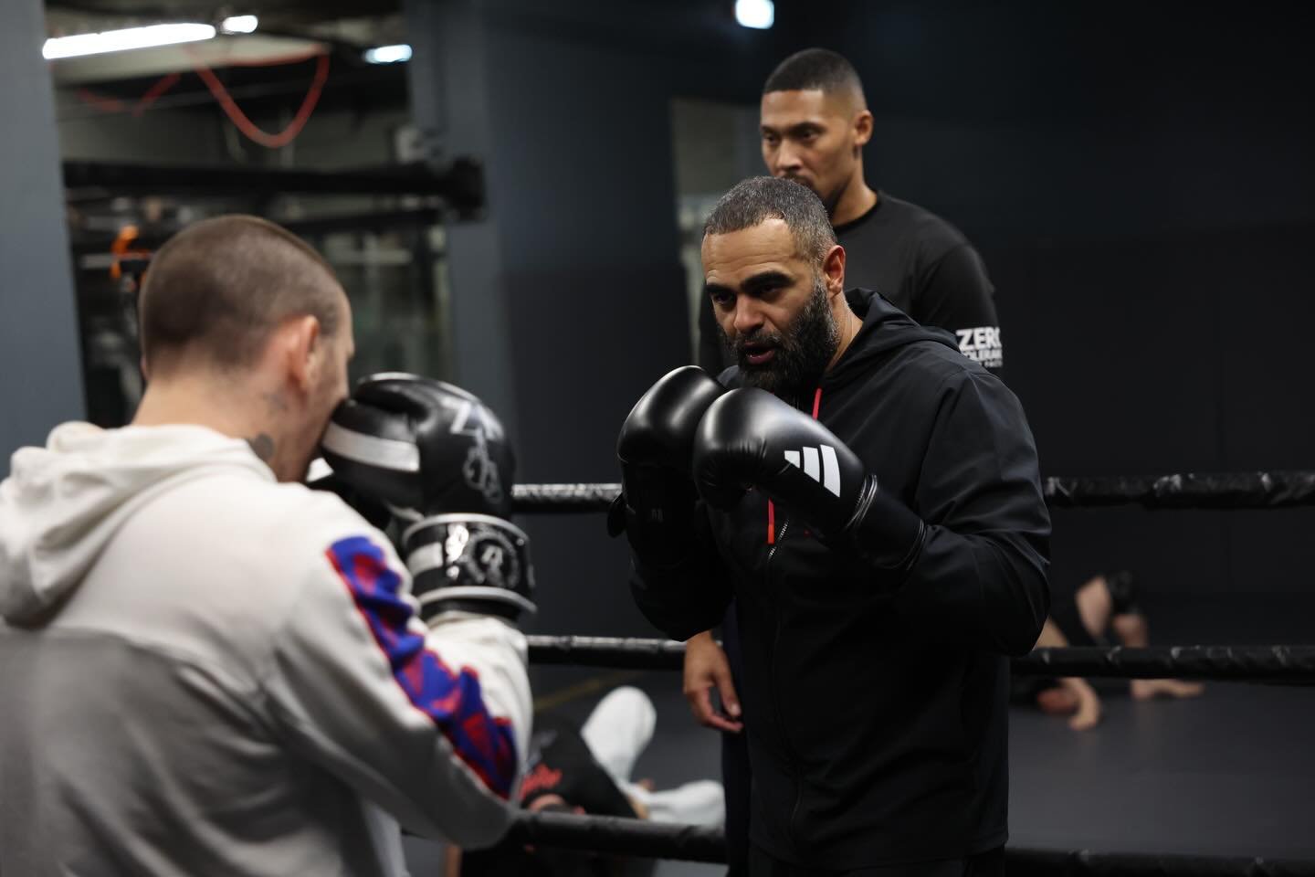 Come and learn the fundamentals of boxing on Monday and Wednesday at 7pm and Saturday at 9am. All levels are welcome.

Build confidence improve fitness and have fun with a supportive community.
See you in the gym 🥊

#boxingclasses #boxing #learntobo