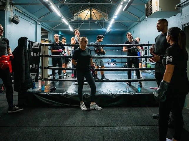 Locked in 🎯
When you control body positioning, you control the fight.
Punches aren&rsquo;t just about power. It&rsquo;s angles, balance, and timing.
Get your base right, turn the hips, and let the punch travel clean.
That&rsquo;s how technique turns