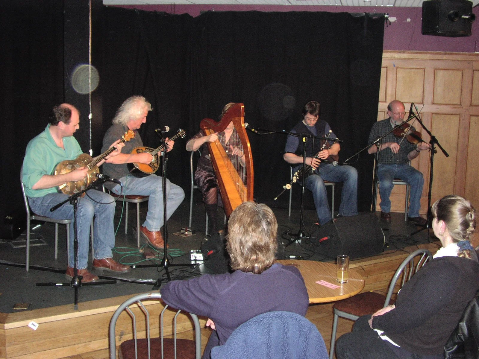 Kevin Macleod, Alec Finn, Kathleen Loughnane, Cormac Cannon &John Martin at Edinburgh Folk Club, Pleasance, Edinburgh, 2006.