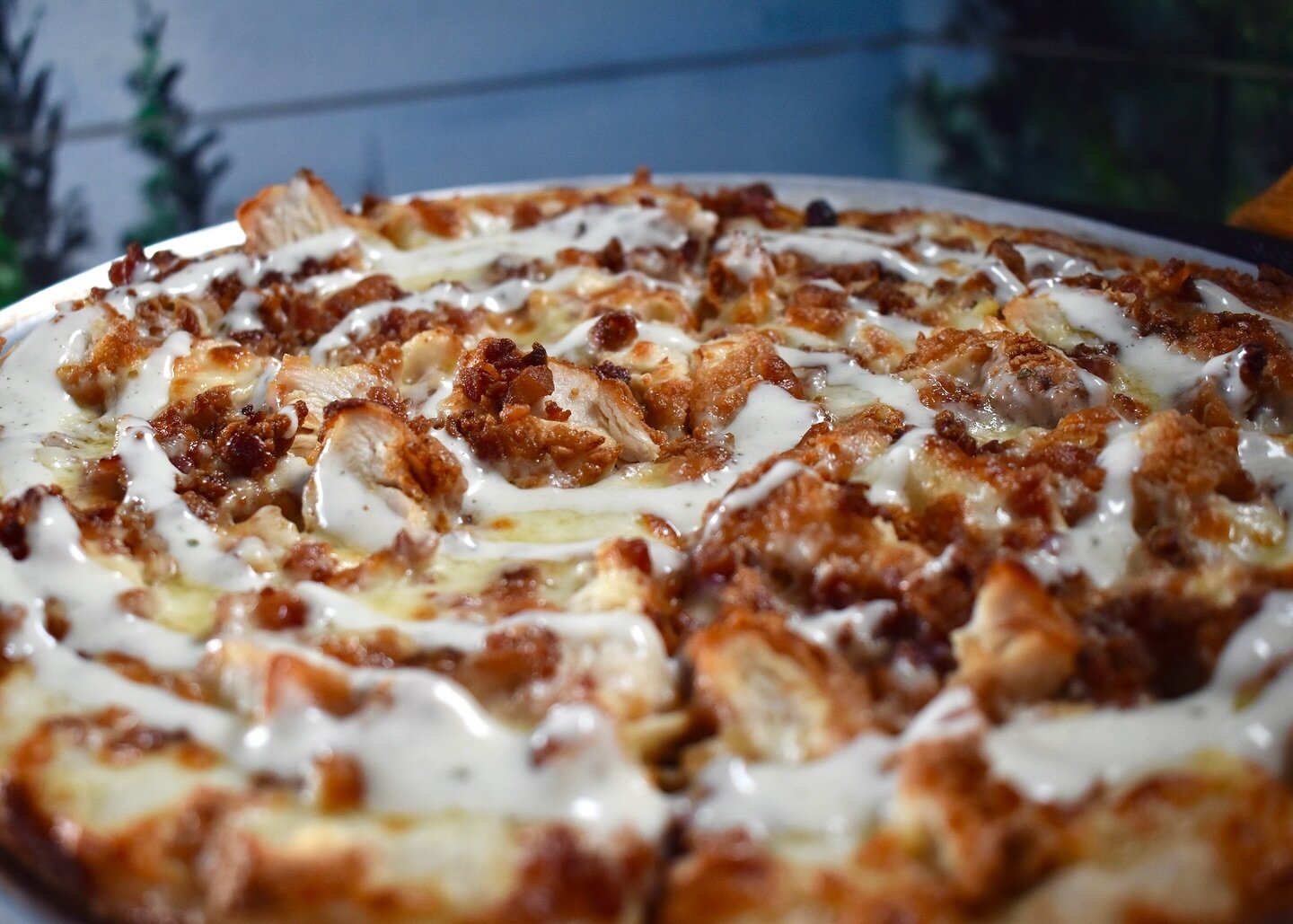 ⛷️🔥 💥🍕Profile&rsquo;s Pizza of the Week: Chicken Bacon Ranch 🌄🥓🔥💥 Get it while you can&hellip;