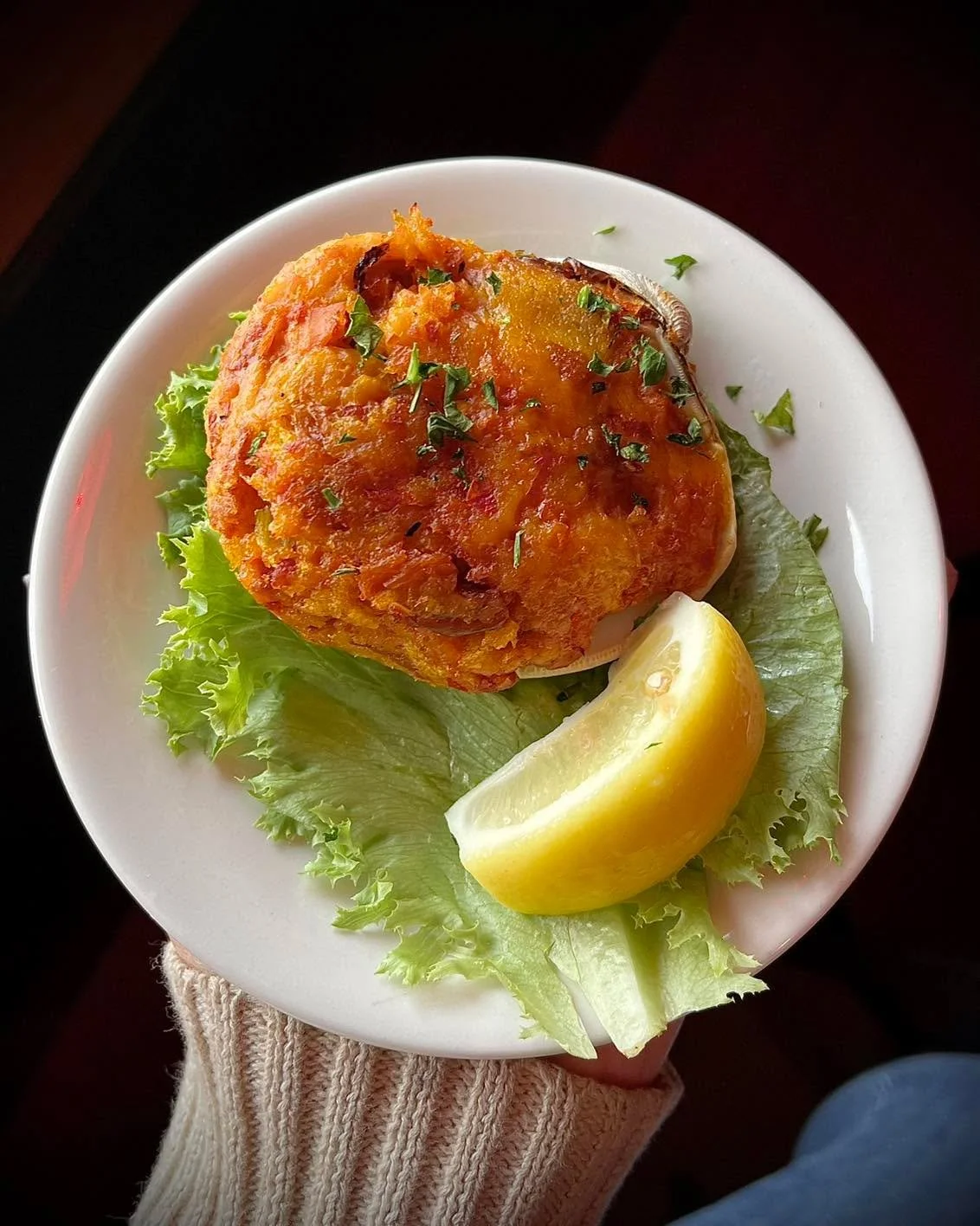 Filled with linguica, quahog meat, peppers, onions, and brioche crumbs…Our quahogs are stuffed to perfection 😉
The perfect way to start your meal here at The Profile Tavern - make your reservations today! https://tinyurl.com/profiletavern 🔥