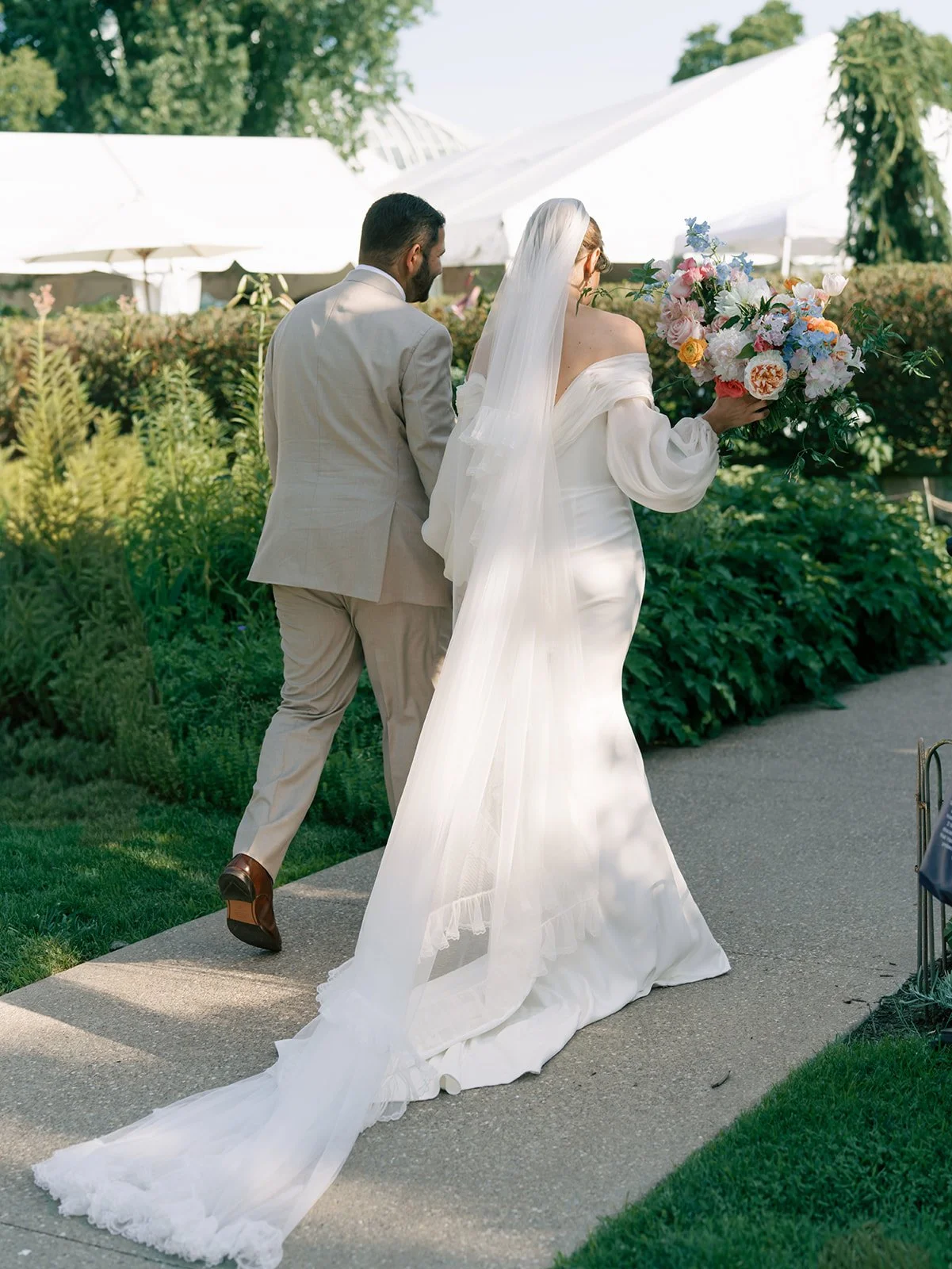 couple-bouquet-phipps-conservatory.jpg