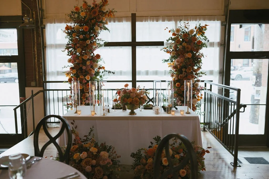 art-room-reception-flowers-pittsburgh.jpg