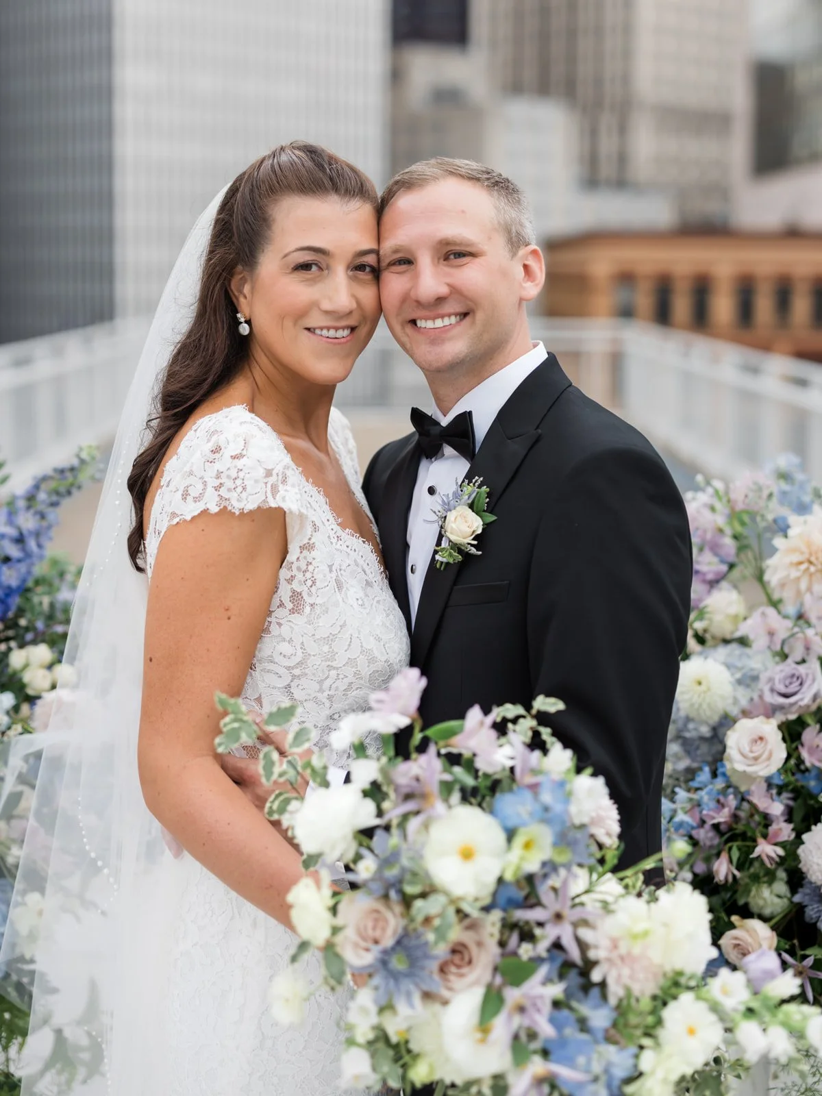 luxury-wedding-couple-bouquet-pittsburgh.jpg
