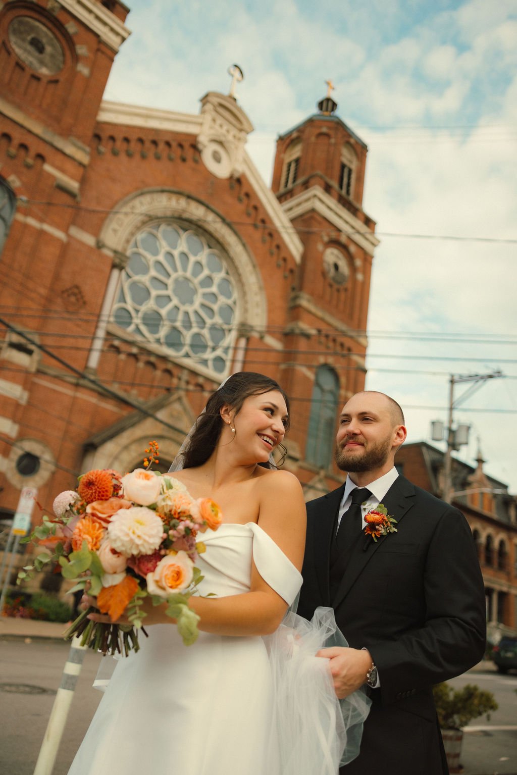 bridal-details-flowers-strip-district.jpg