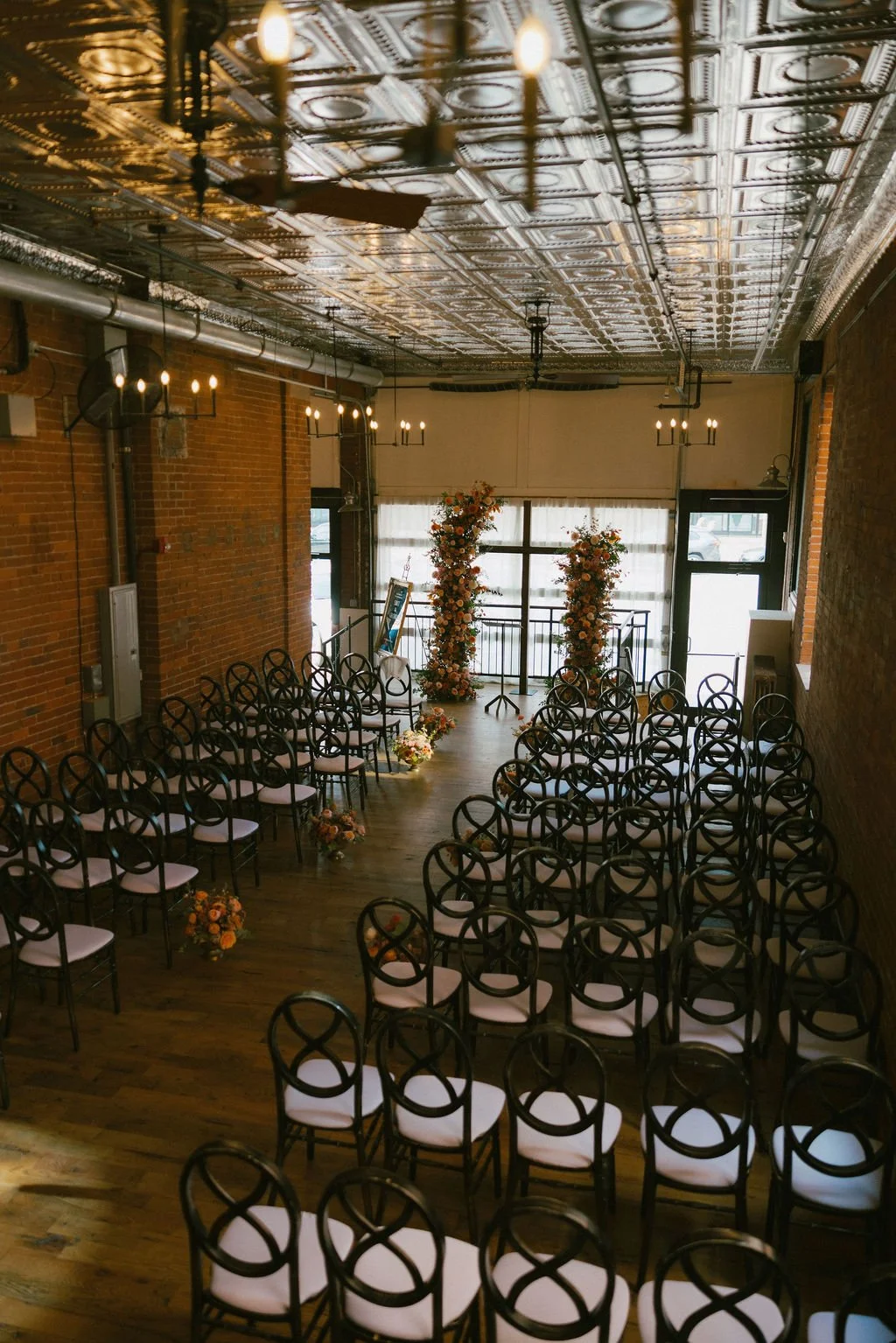 romantic-fall-ceremony-decor-strip-district.jpg