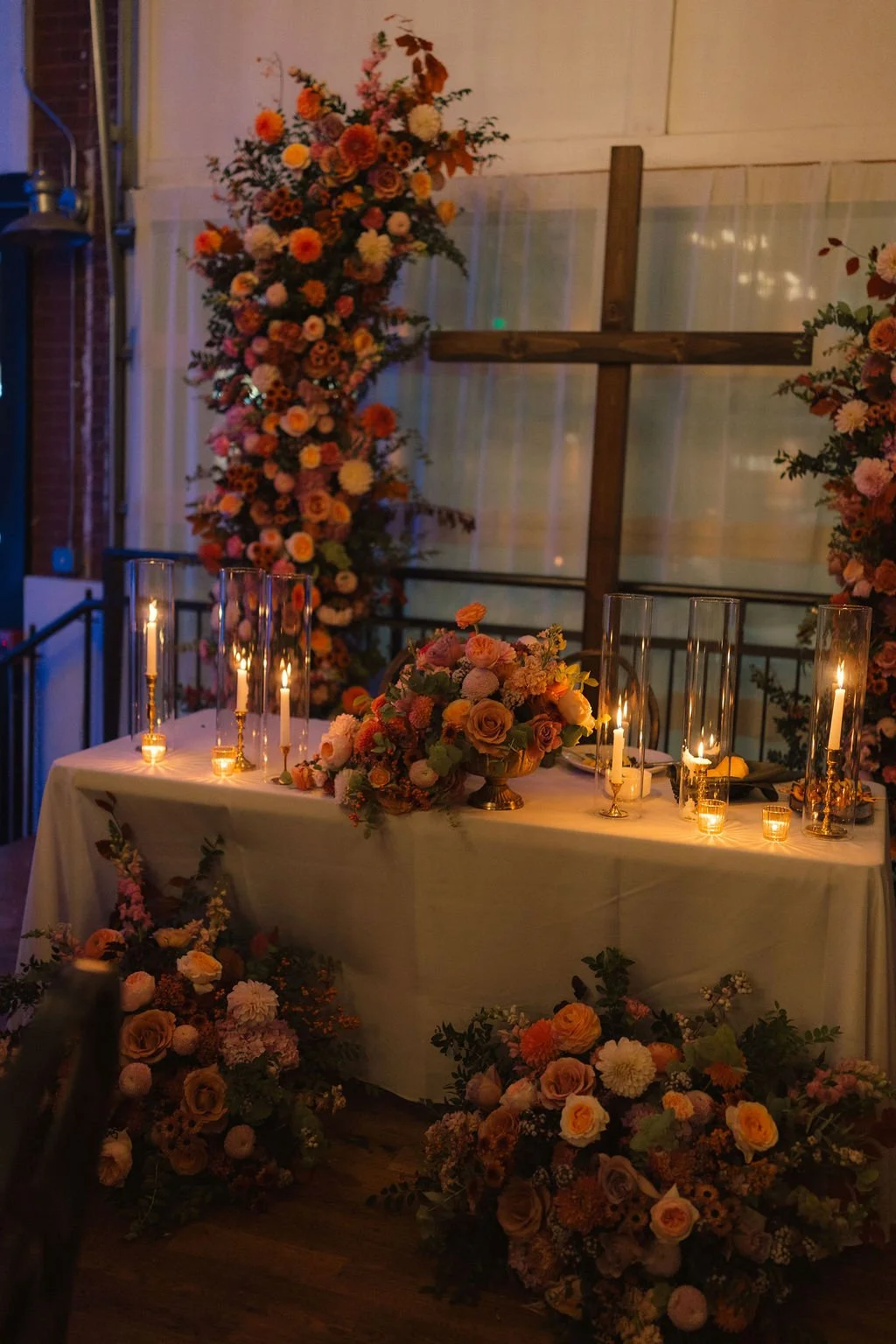 pittsburgh-wedding-reception-floral-design.jpg
