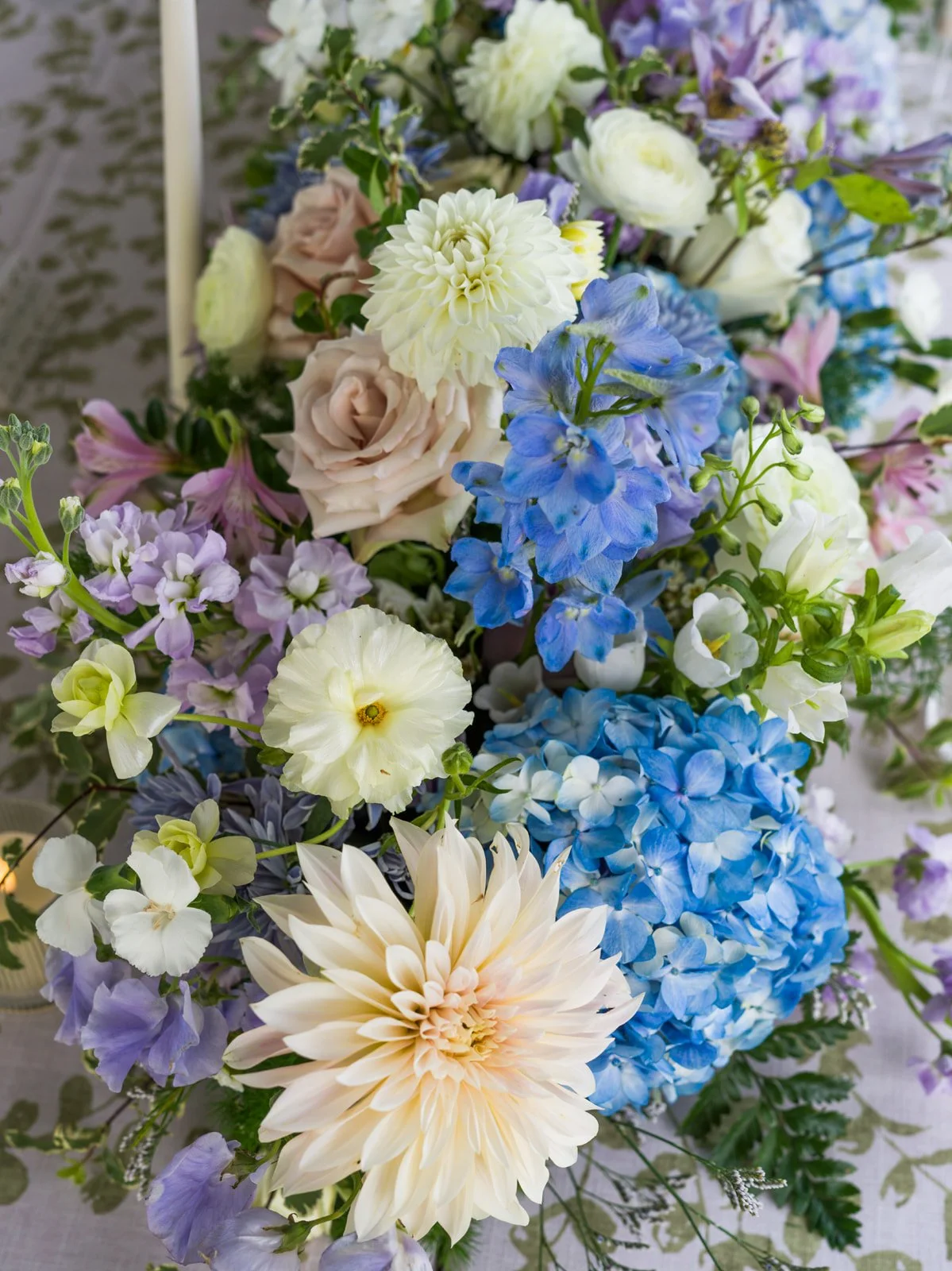 pittsburgh-luxury-wedding-table-florals.jpg