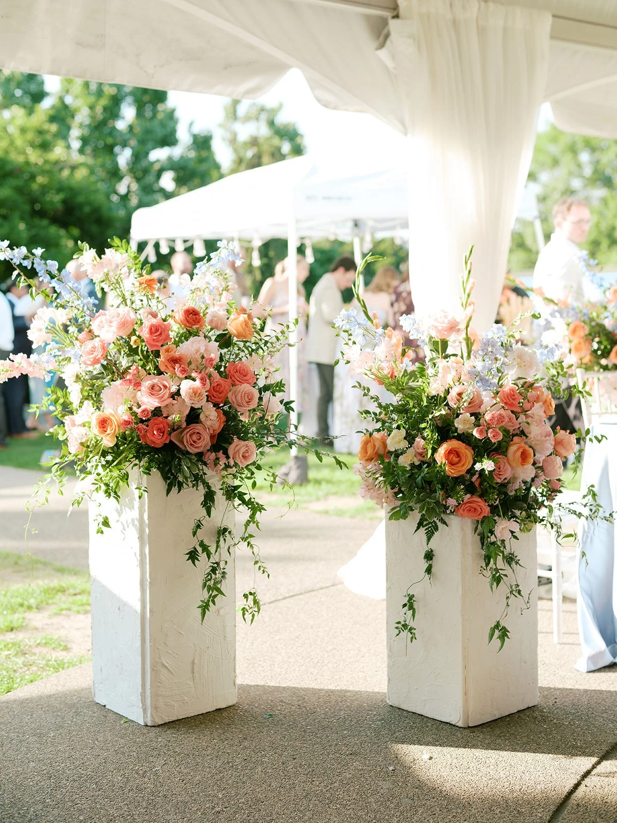 best-pittsburgh-wedding-florist-pillars.jpg