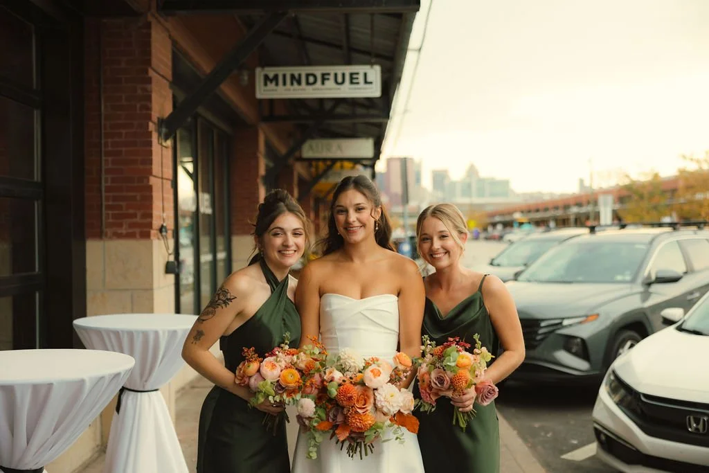 bridesmaid-bouquets-fall-pittsburgh.jpg