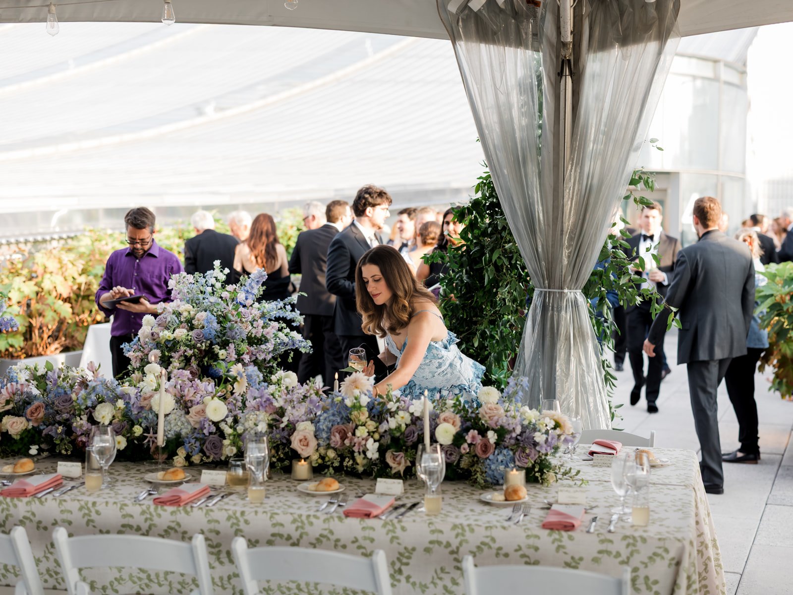 pretty-wedding-table-flowers-pittsburgh.jpg