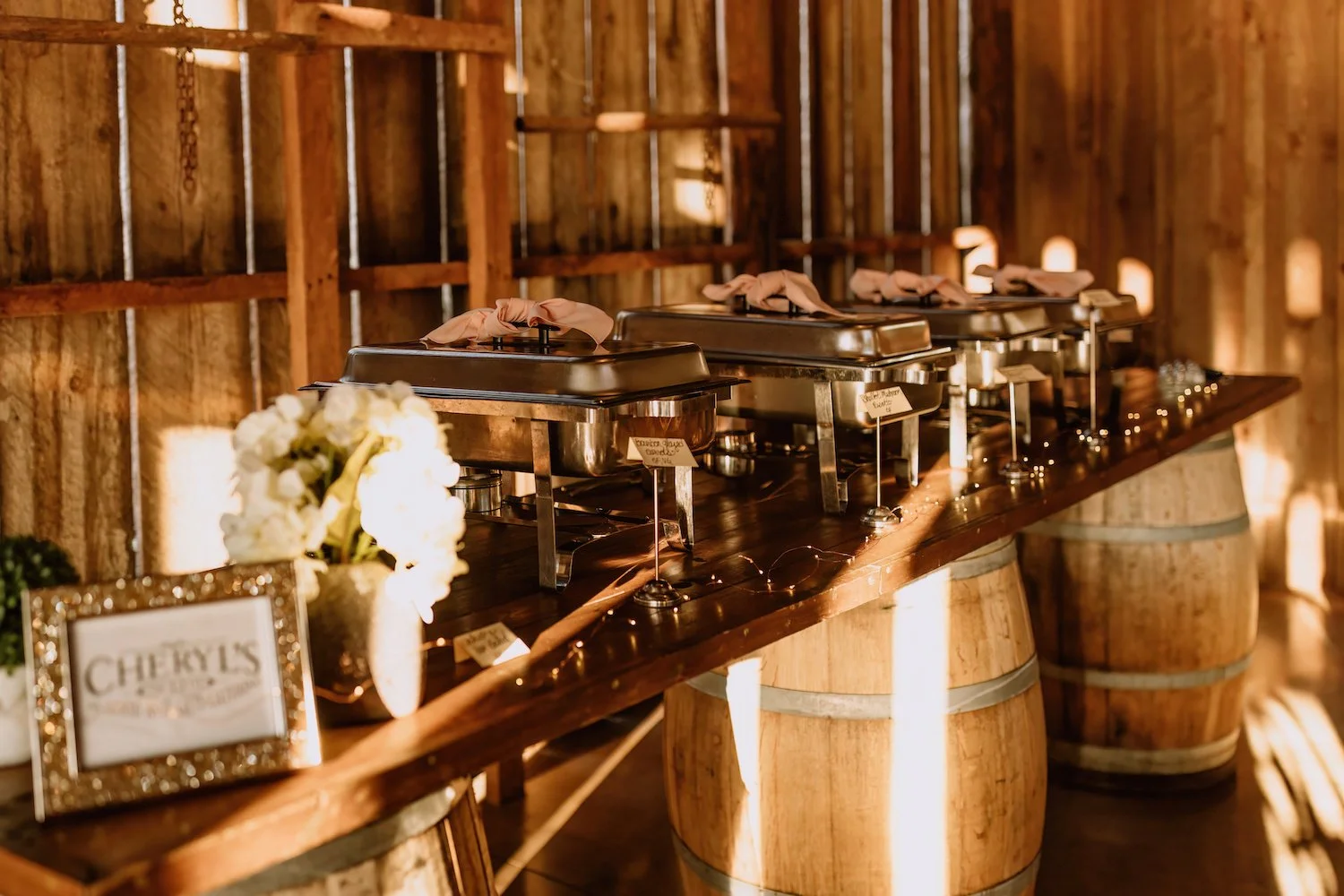 magpies+nest+event+rentals+wine+barrel+buffet+table-2.jpg