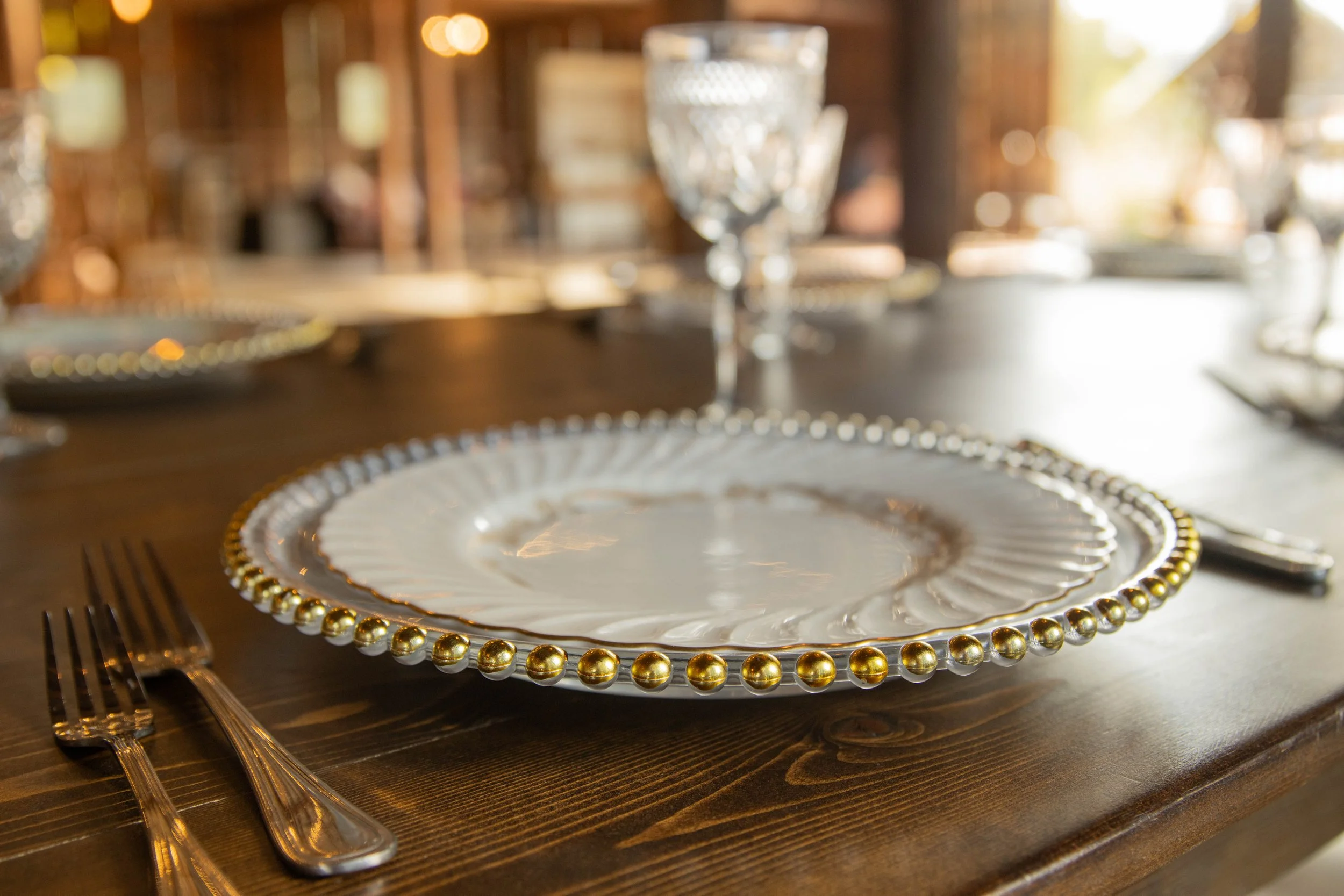 magpies+nest+event+rentals+beaded+glass+charger-5.jpg