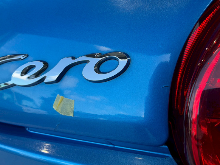 Damages on the boot lid