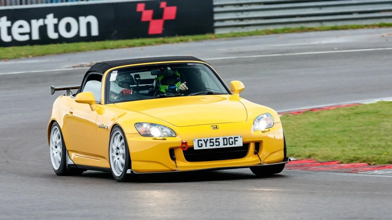 How Can Stiffer Springs Make an S2000 Feel Calmer?