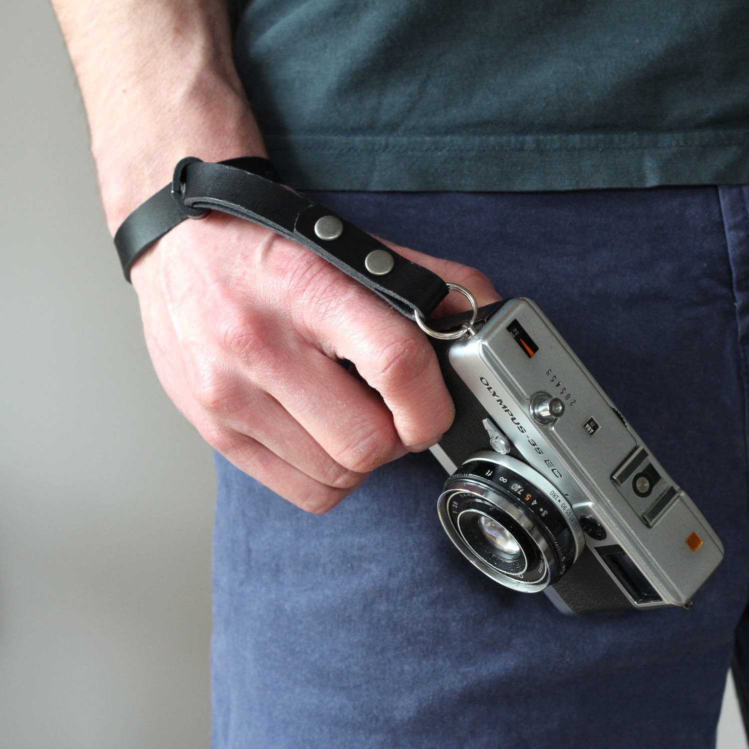 Leather Camera Strap Europe