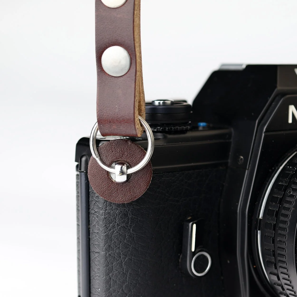 chestnut camera bumpers polos